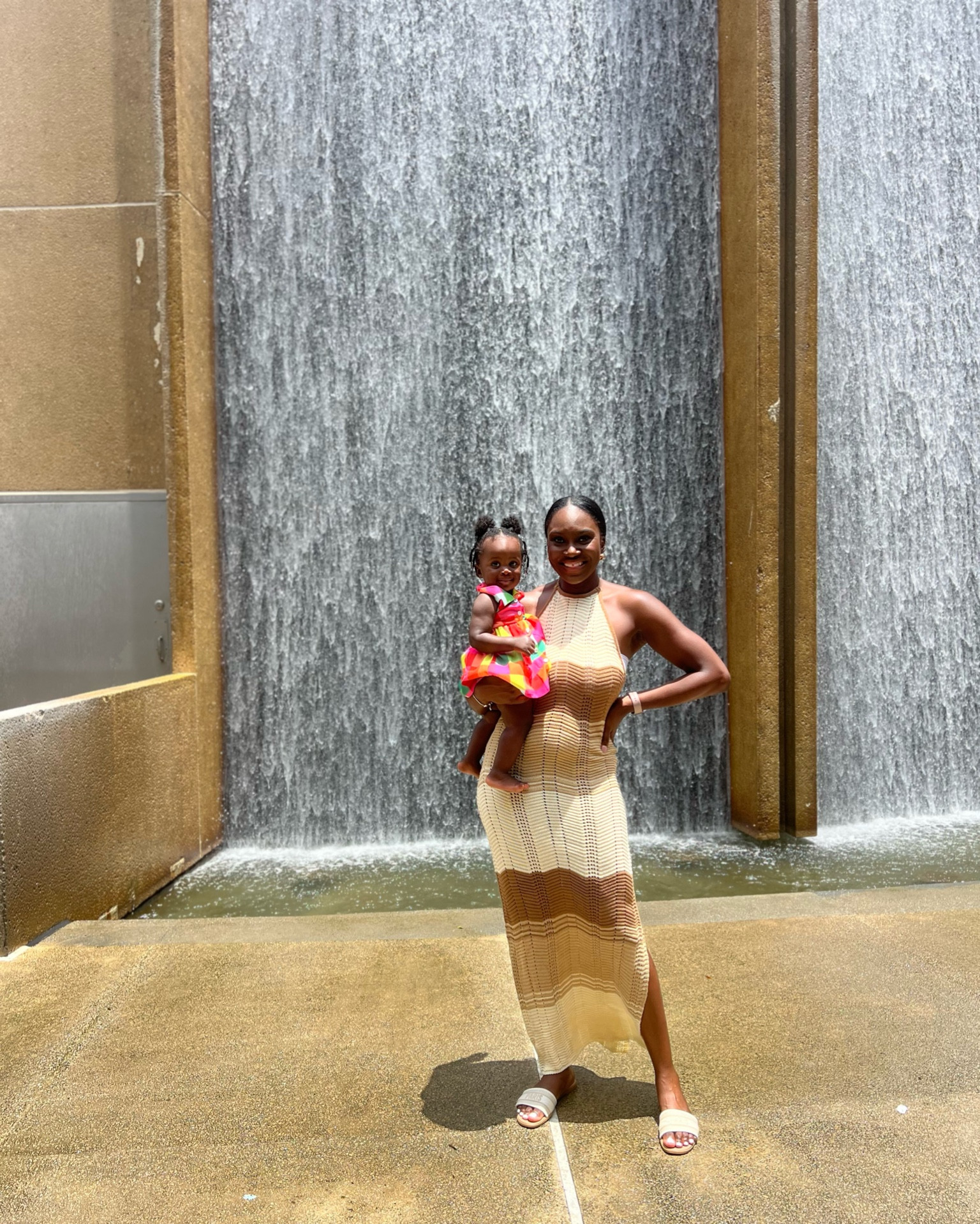 Sightseeing with my mini me 😍

#LTKSummerSales #LTKFindsUnder50 #LTKStyleTip