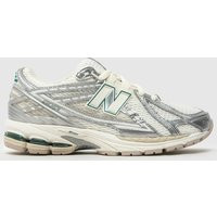 New Balance 1906R in White & Silver, Size: 6 | Schuh