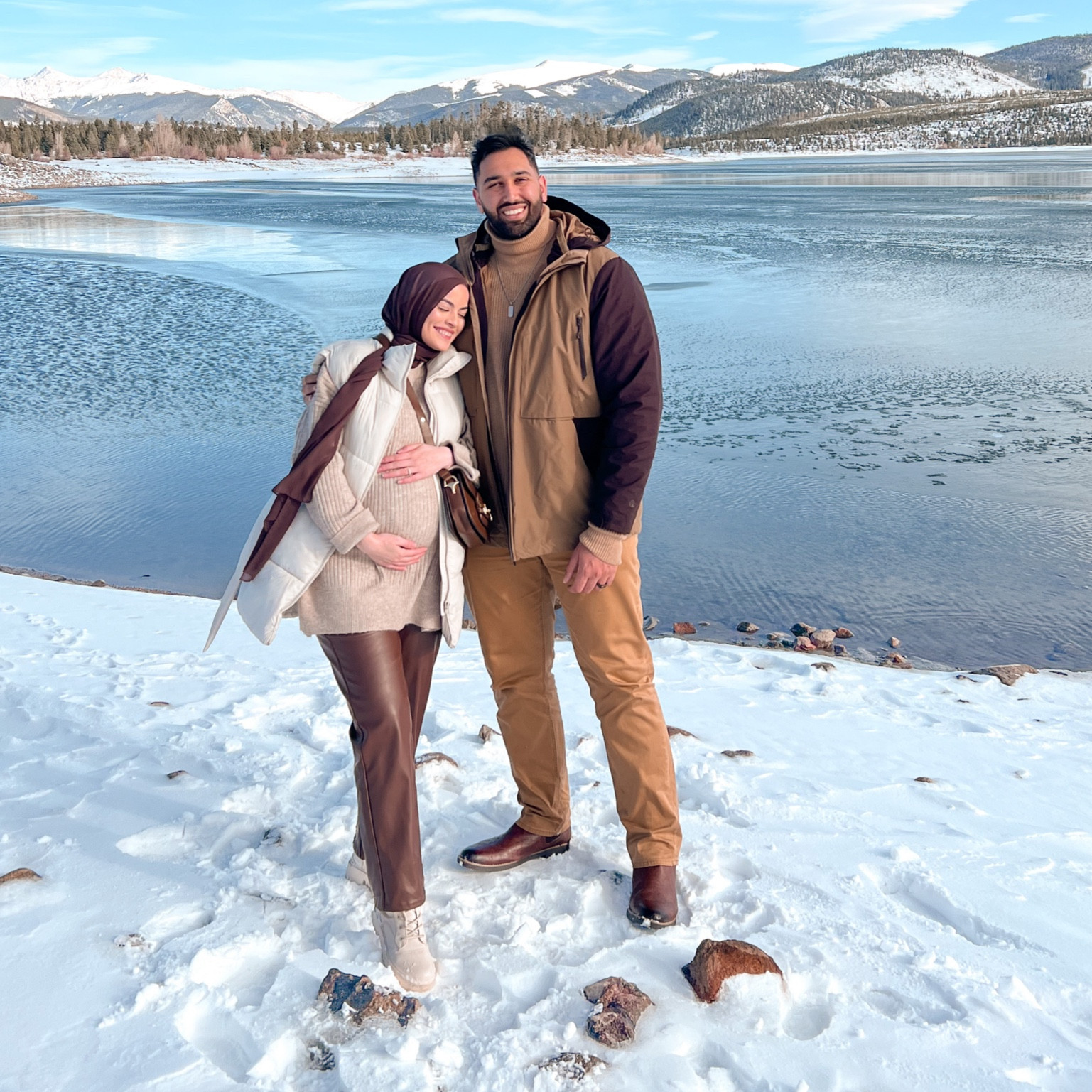 Winter wonderland 

#LTKbump #LTKHoliday #LTKtravel