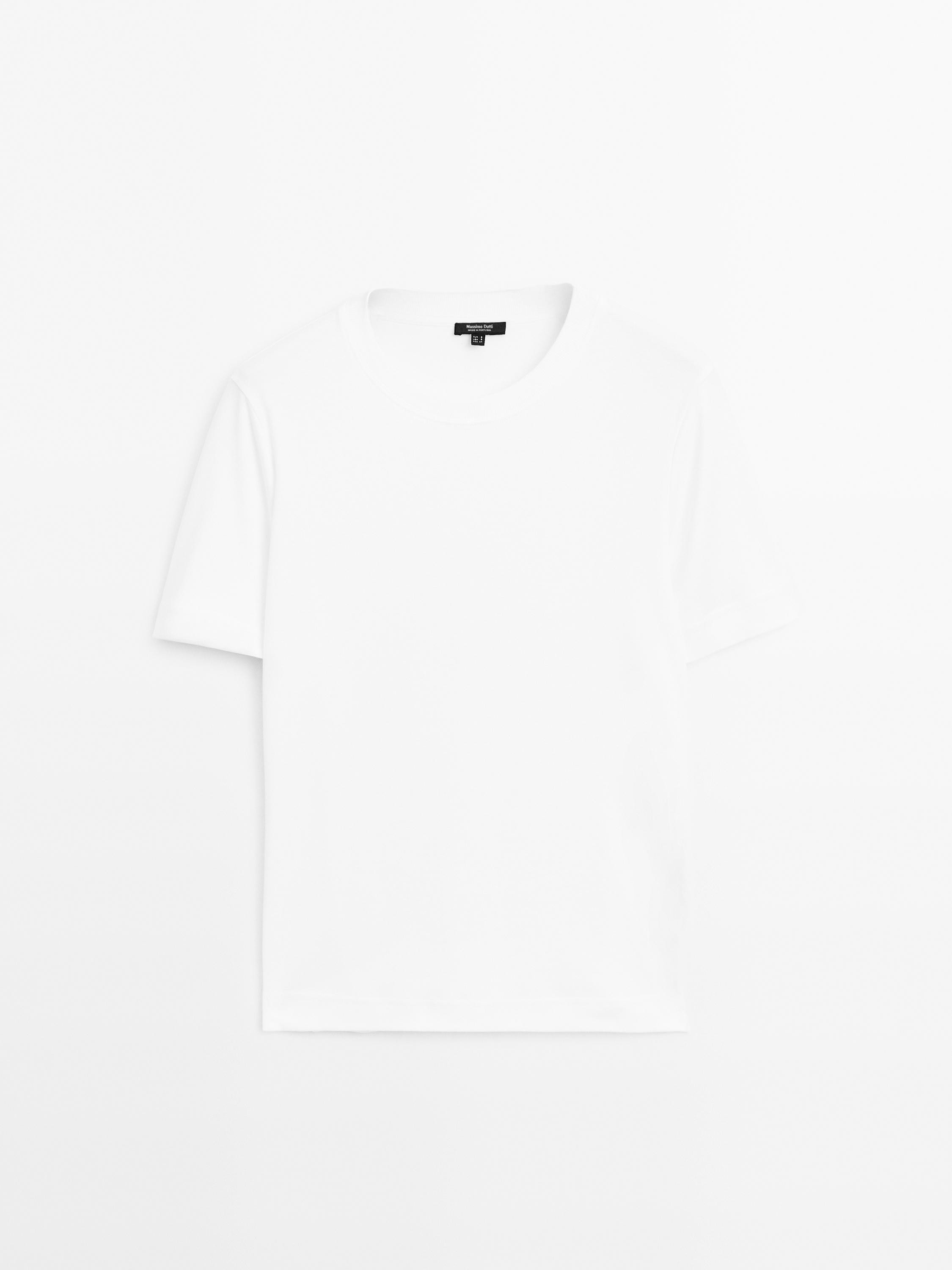 100% cotton interlock crew neck T-shirt
    
 $60.00 | Massimo Dutti US