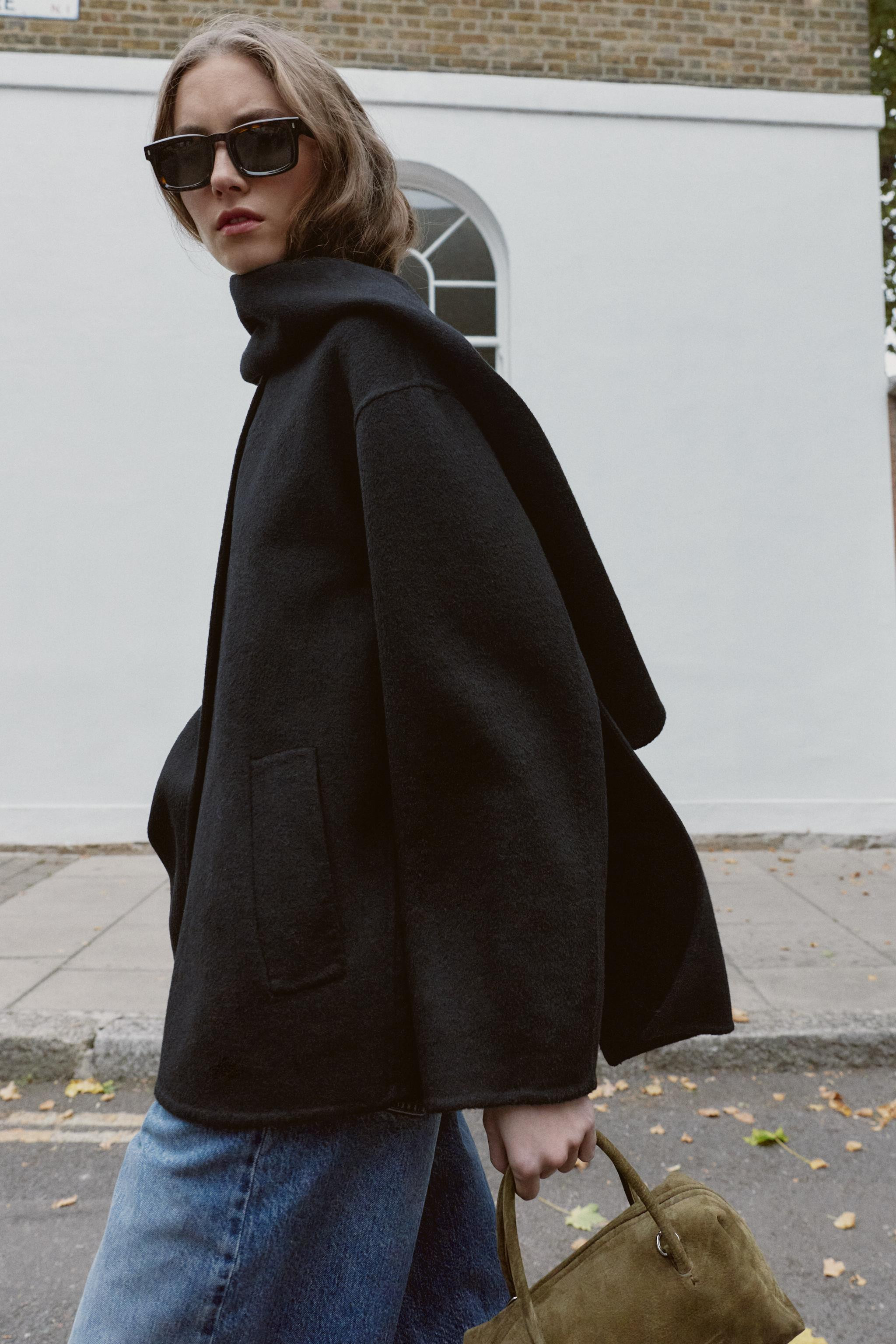 SHORT WOOL COAT WITH SCARF | Zara UK