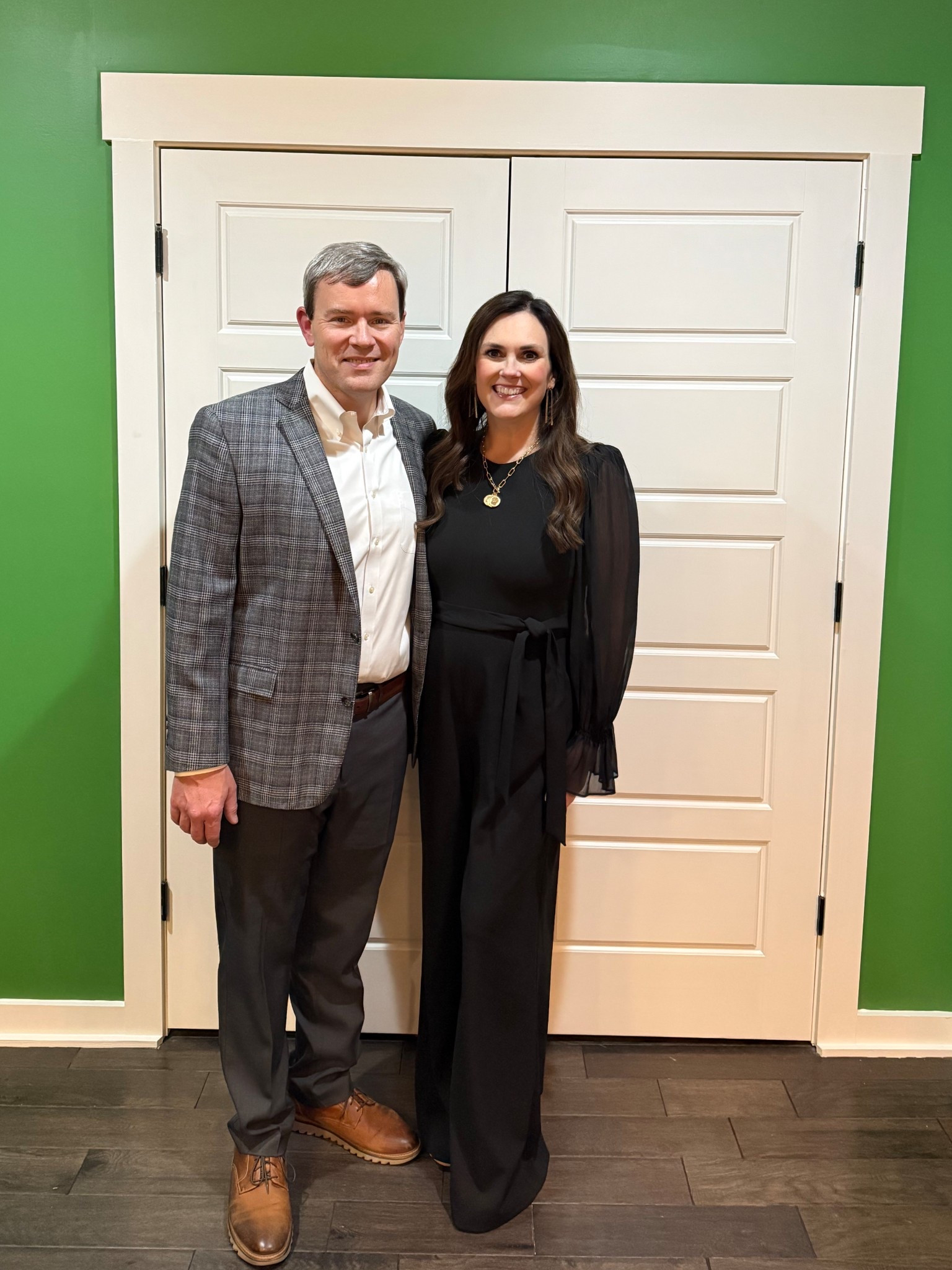 Lots of messages about my jumpsuit from last night! I got it on sale yesterday (yep, I was running last minute for sure 🤣) and it is sooooo comfortable and flattering! If in between sizes, size up!


#LTKFindsUnder100 #LTKHoliday #LTKSaleAlert