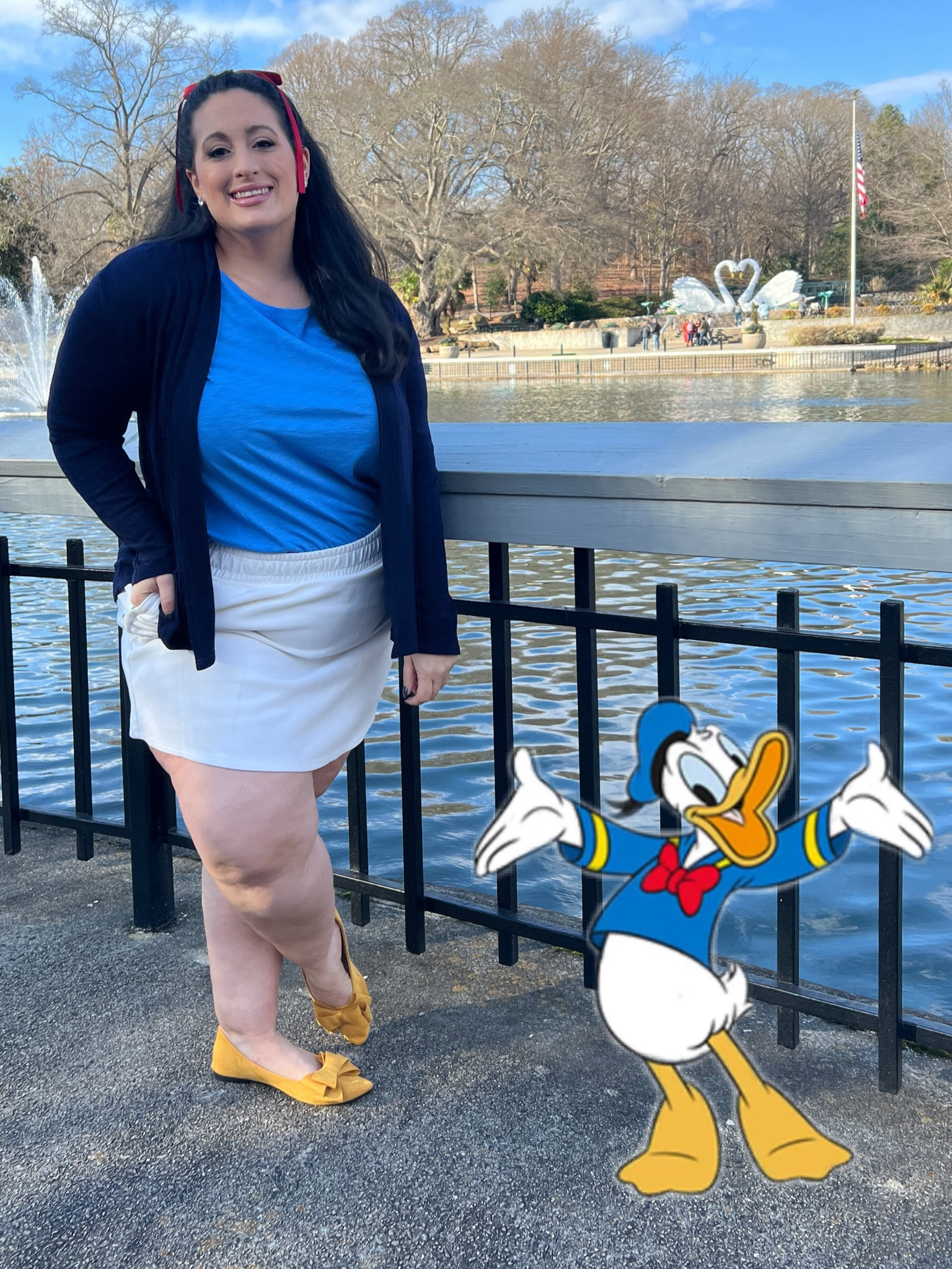 Disney Bound Challenge: Donald Duck

Only the v neck is available on the Lilly site 🩵

#LTKfindsunder50 #LTKmidsize #LTKplussize
