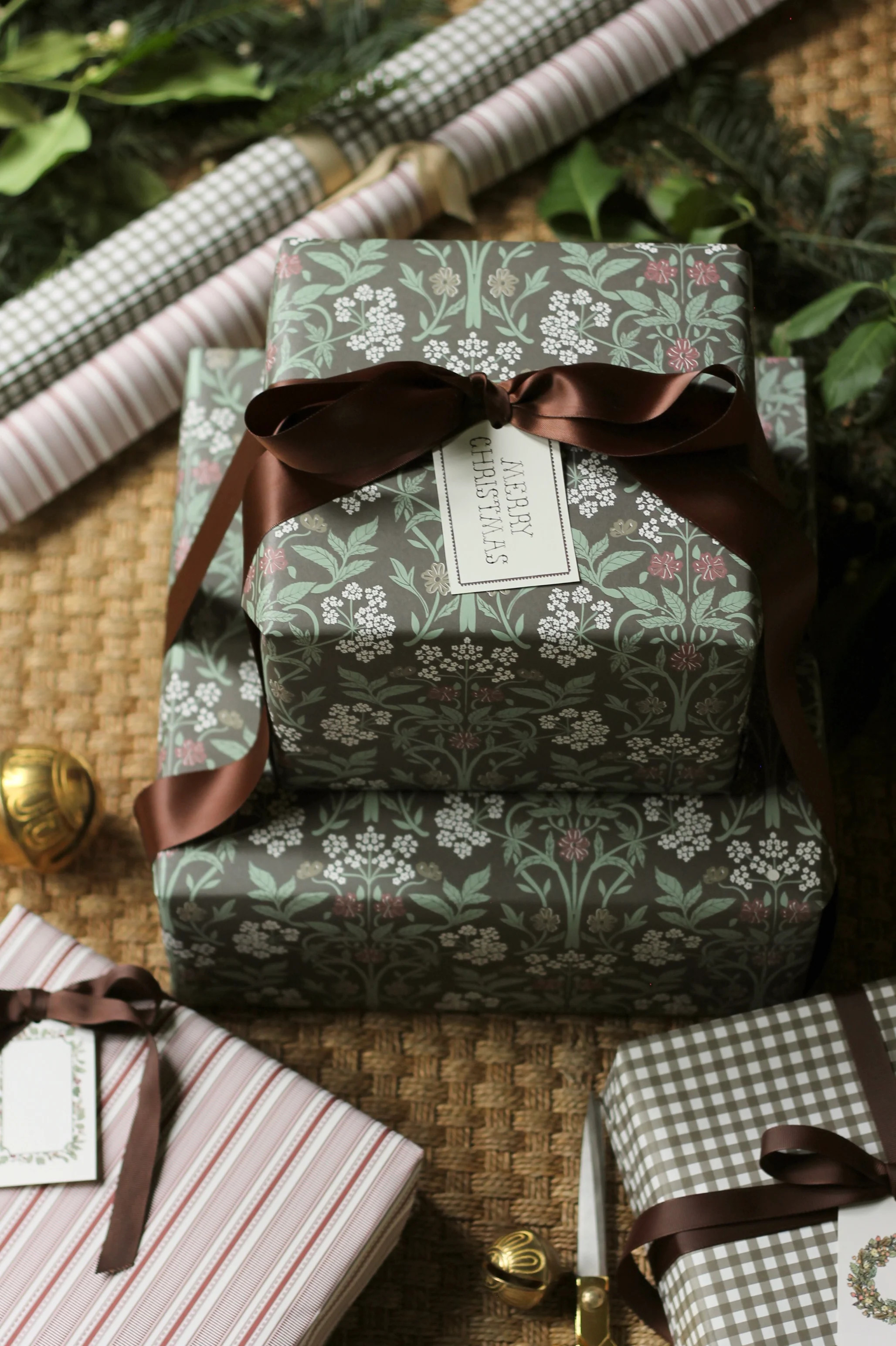 Heritage Wrapping Paper | JSH Home Essentials