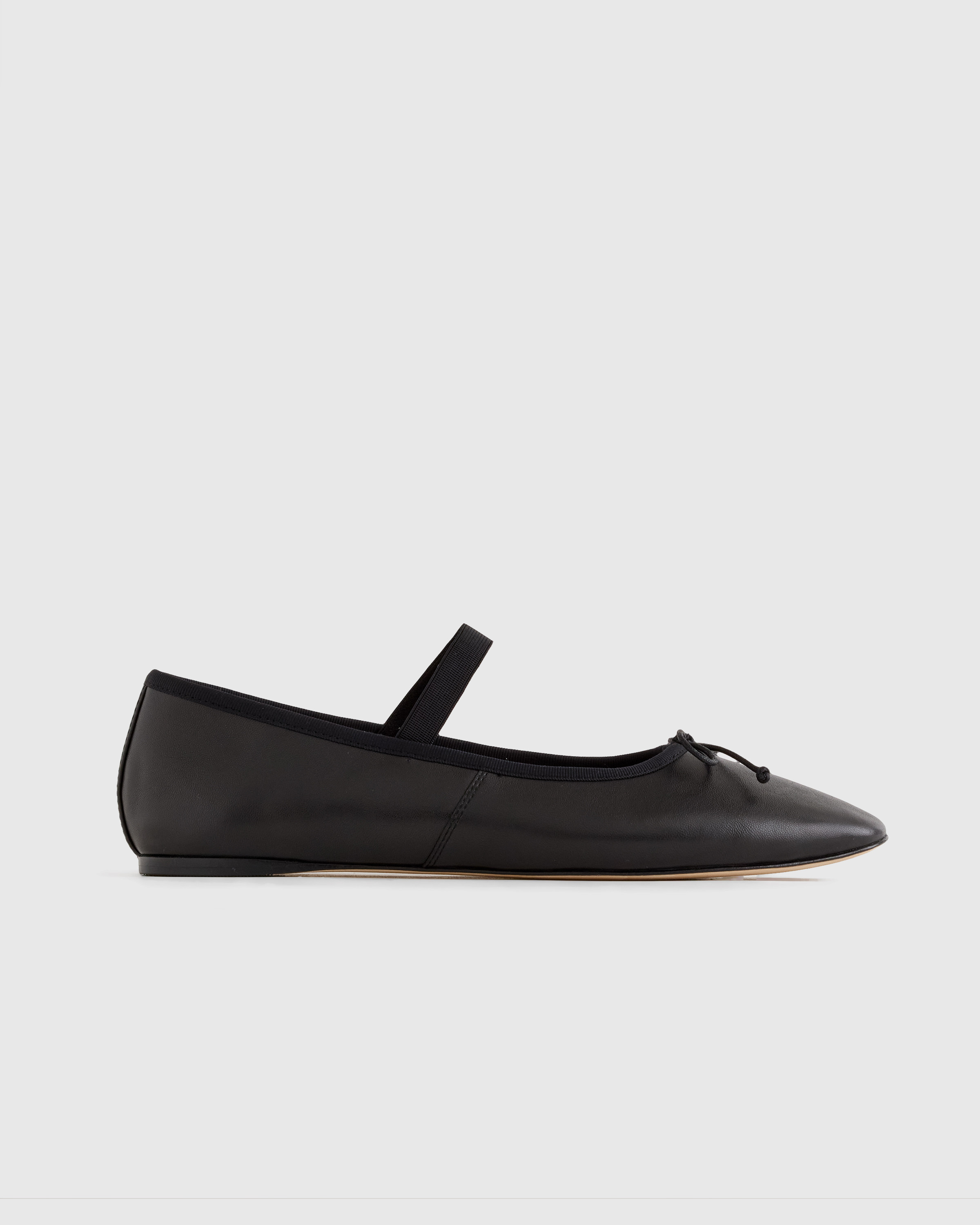 Quince | Women's Italian Leather Mary-Jane Ballet Flat in Black, Size 8 | Quince