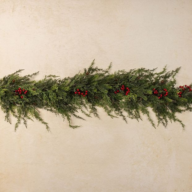 Cedar and Berry Festive Garland | Antique Farm House