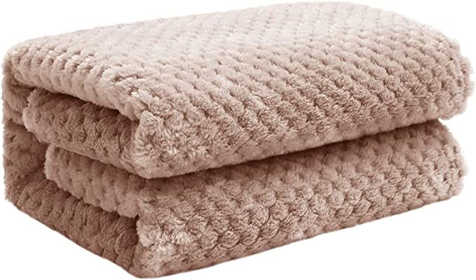 Exclusivo Mezcla Waffle Textured Fleece Baby Blanket, Soft and Warm Swaddle Blanket, Infant, Newb... | Amazon (US)
