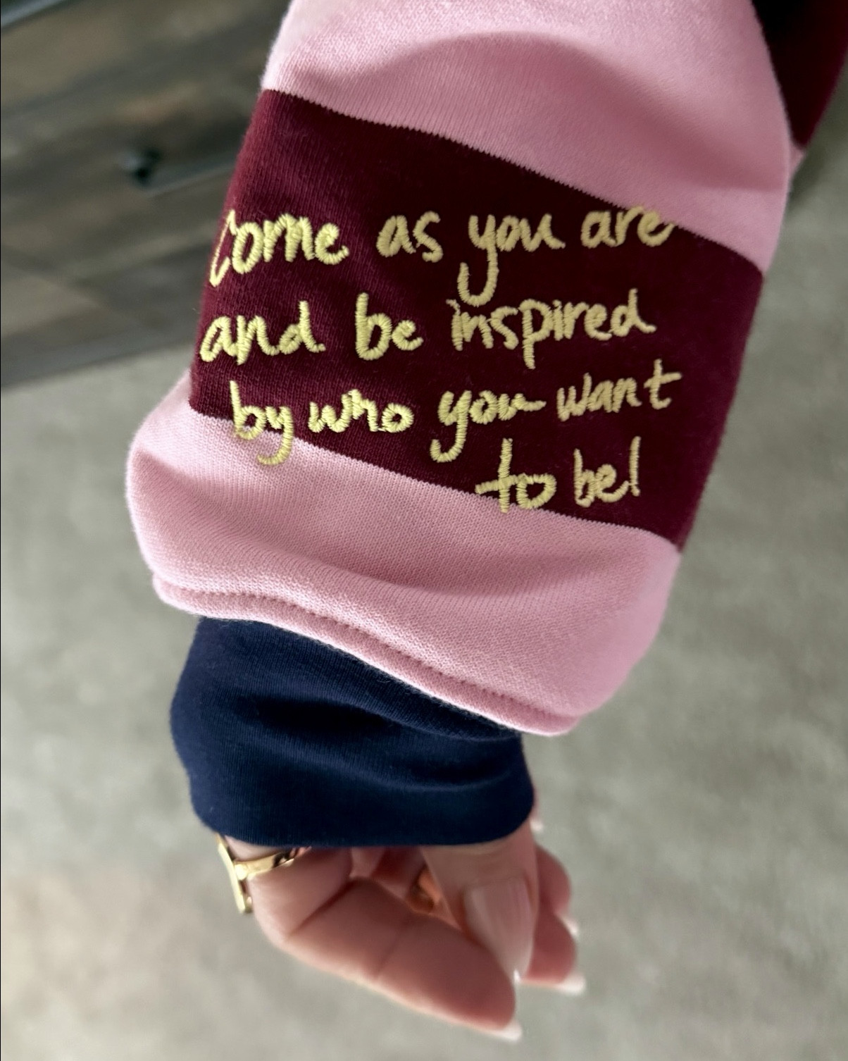 Loving this oversized collard sweatshirt !Peep this little phrase on the sleeve !

#LTKGiftGuide #LTKootd #LTKSaleAlert