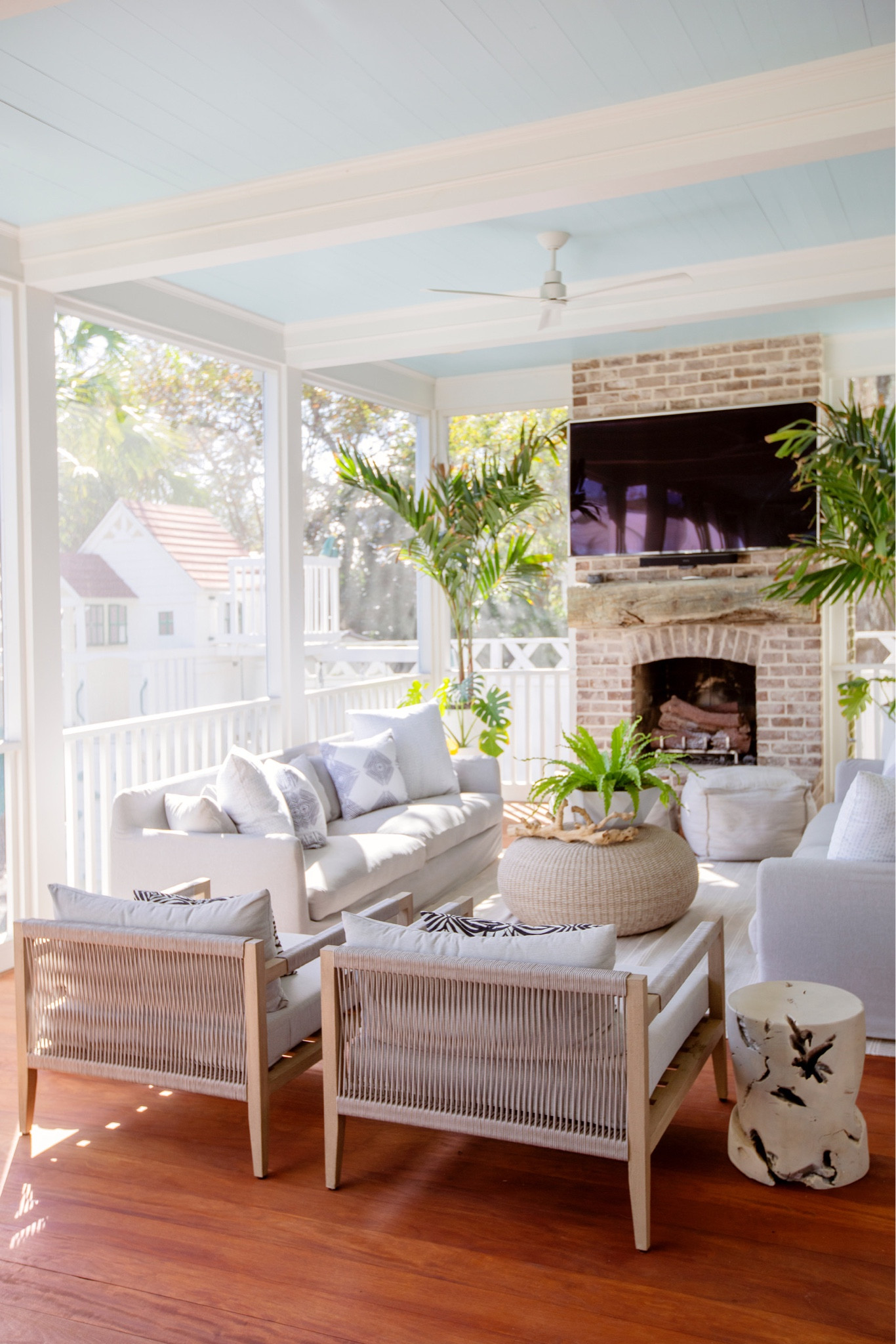 Outdoor retreat 🤍

#LTKhome