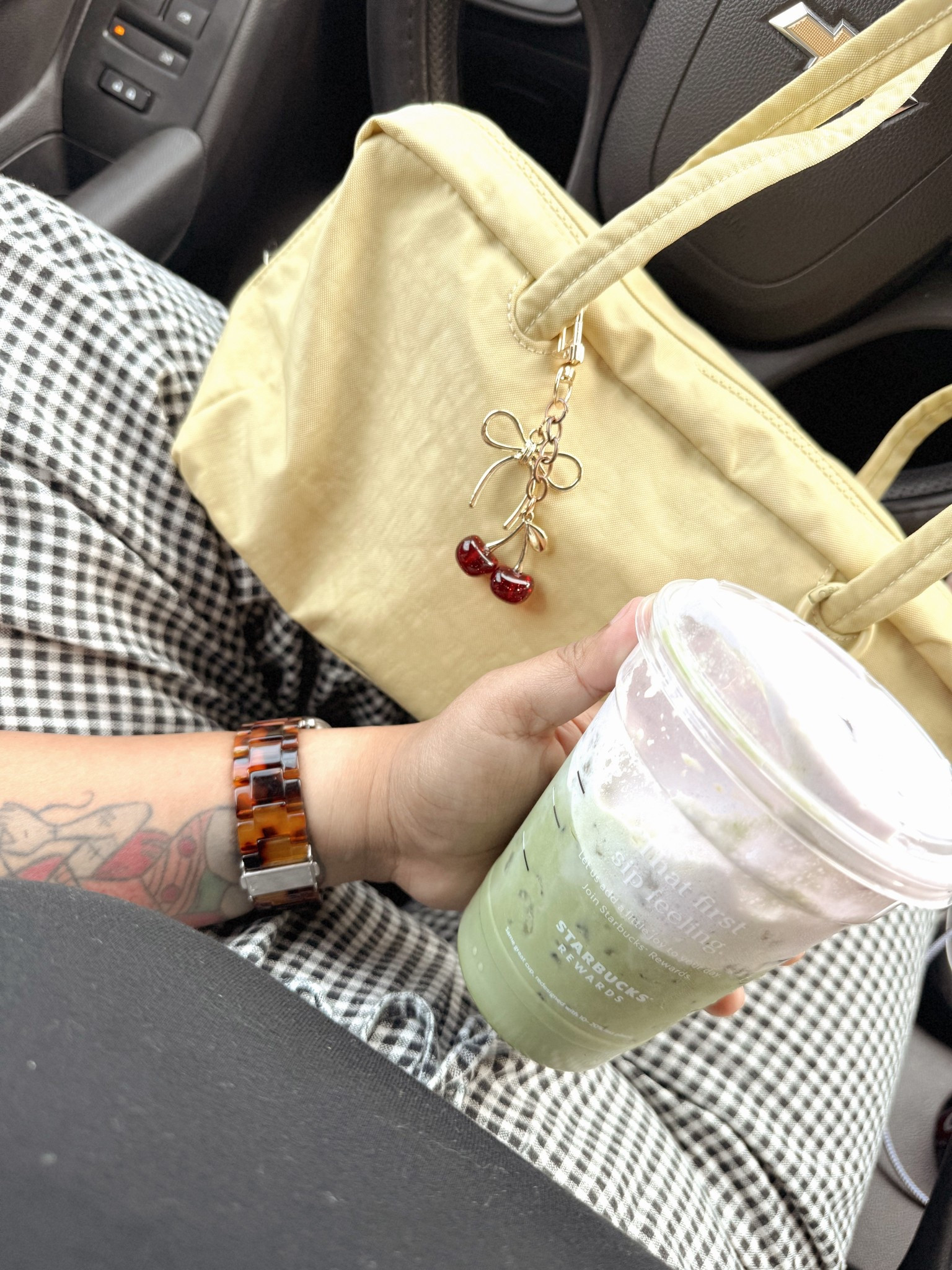 summer essentials 🧈🖤