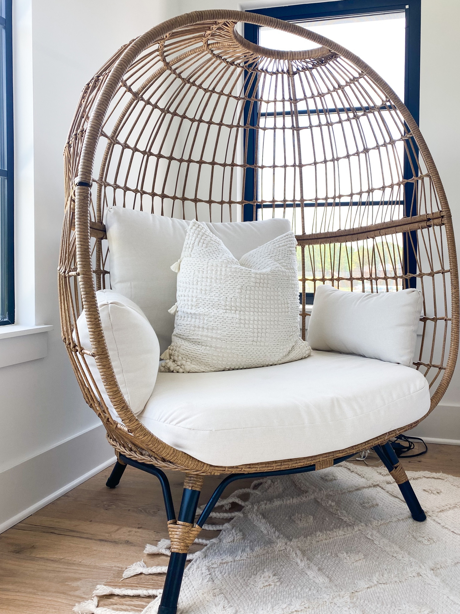 Barton egg online chair