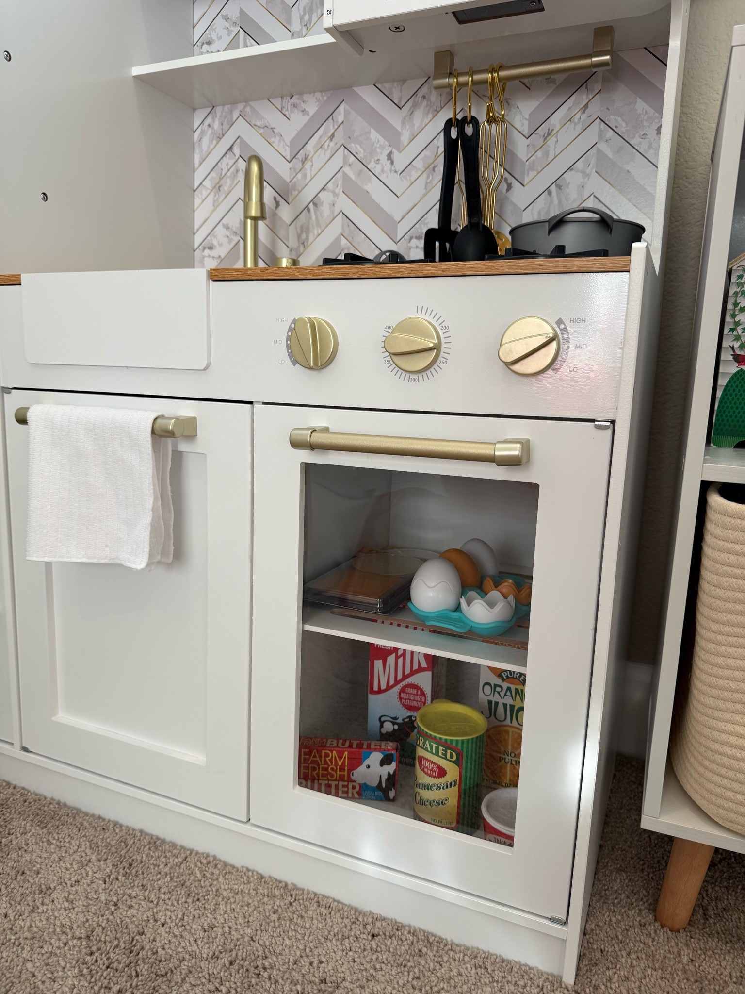Play kitchen and accessories! comes with an island and espresso machine, so cute!
