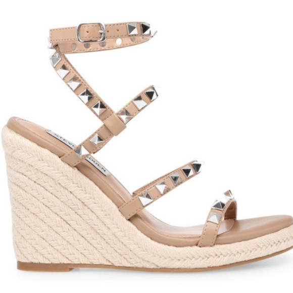 Steve Madden Tan Studded Wedges | Poshmark