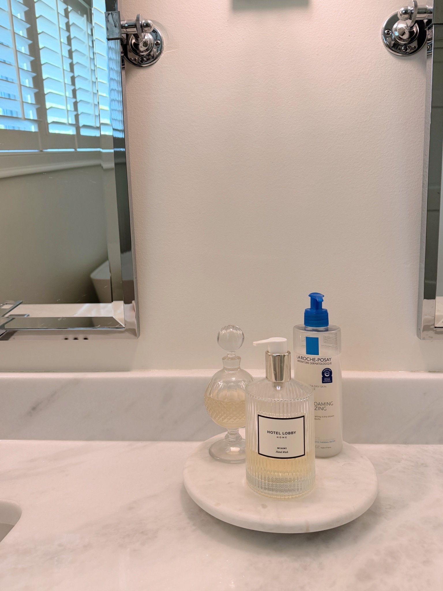 My hotel lobby candle makes my bathroom feel so much ✨fancier✨

#LTKHome