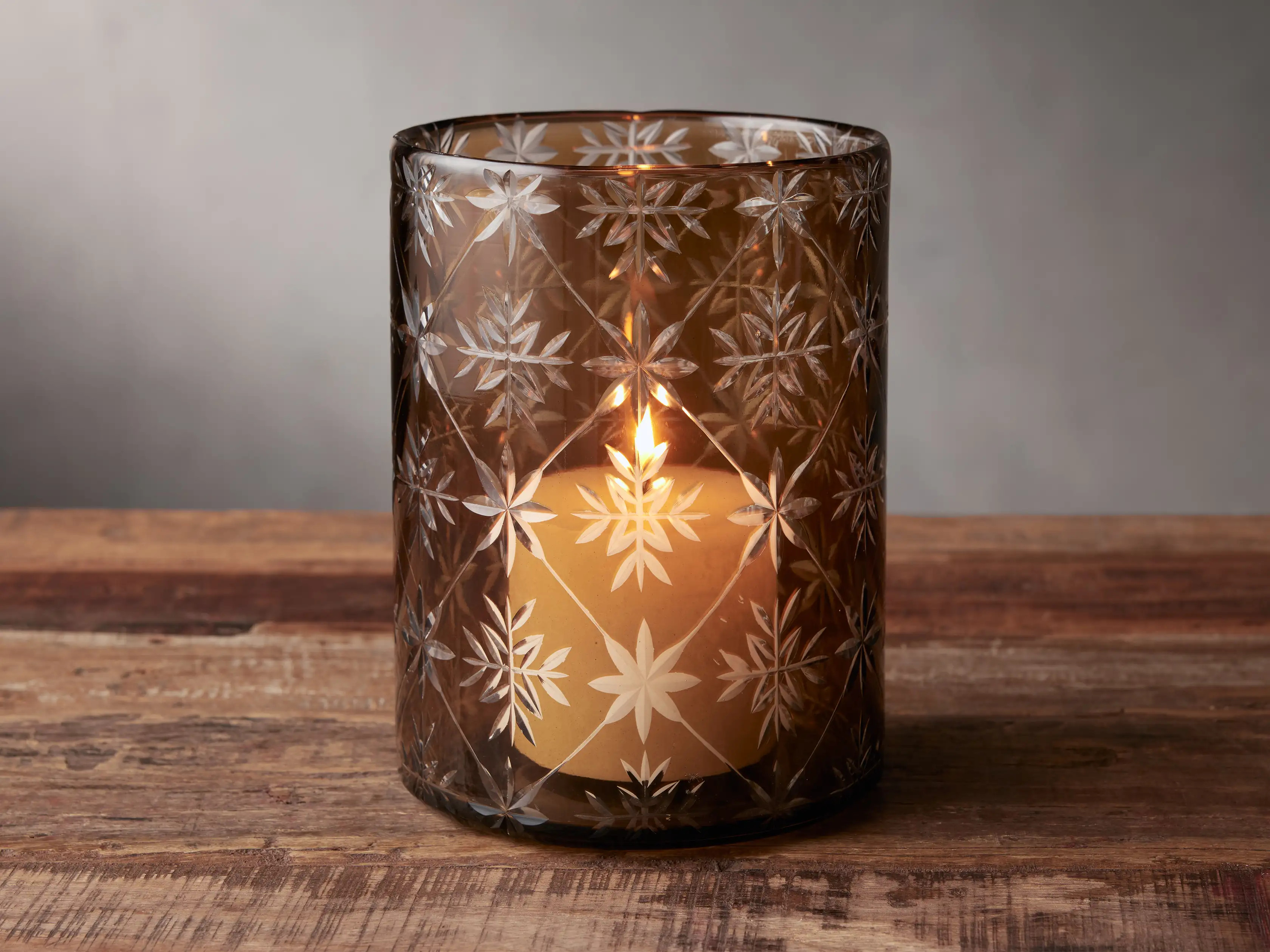 Norma Small Hurricane in Green | Arhaus