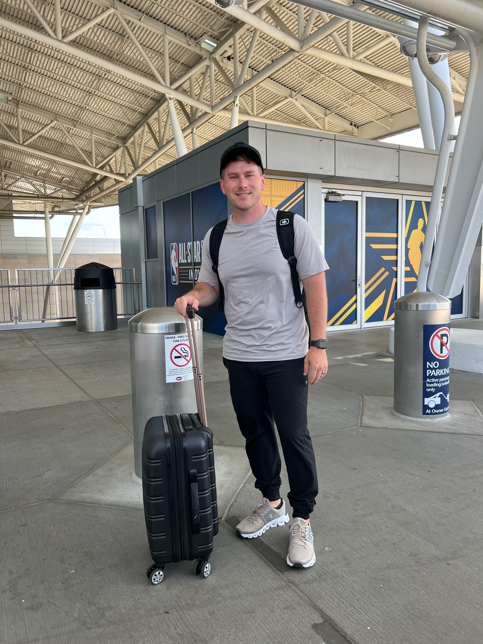 Travel outfit IND —-> FRA

Comfy and stylish! Abercrombie YPB shirts are on sale right now through Monday June 24!

#LTKTravel #LTKMens #LTKActive