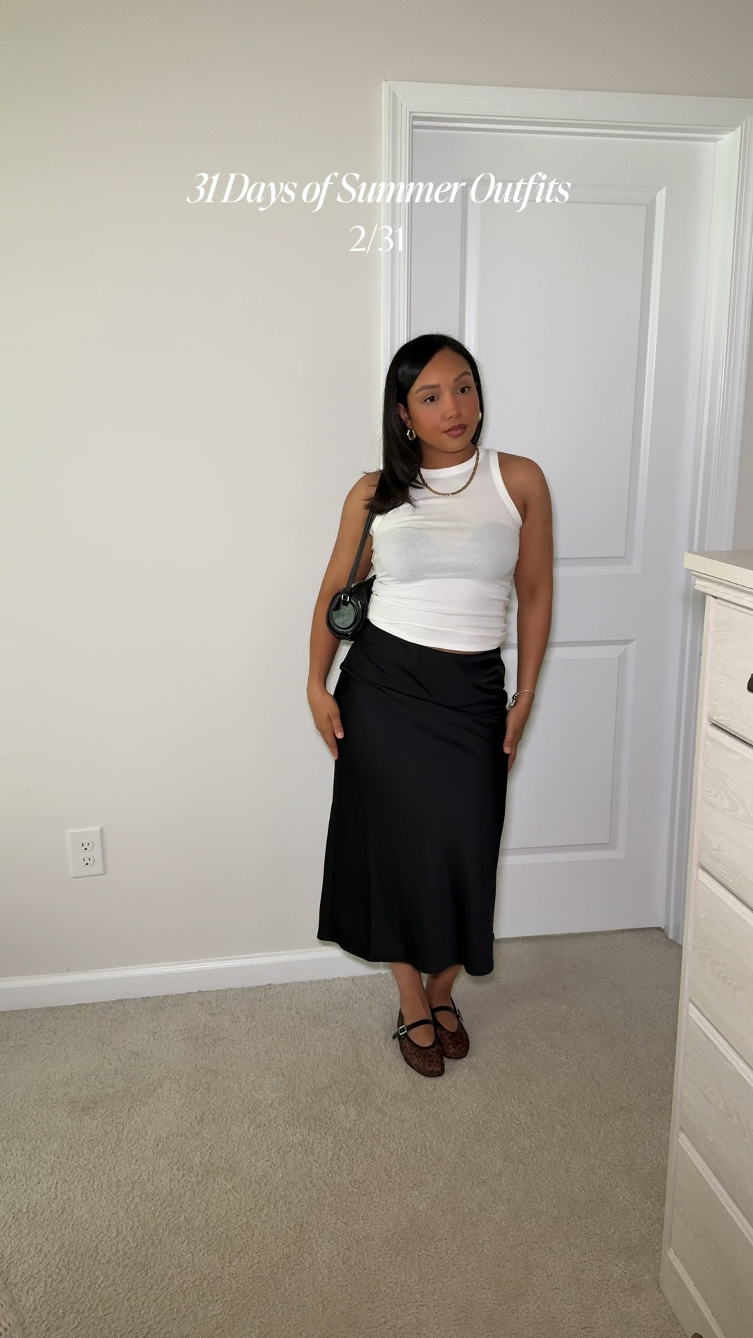 Outfit breakdown! 
Skirt and bag is from Zara! Can’t link :(

#LTKFindsUnder100 #LTKStyleTip