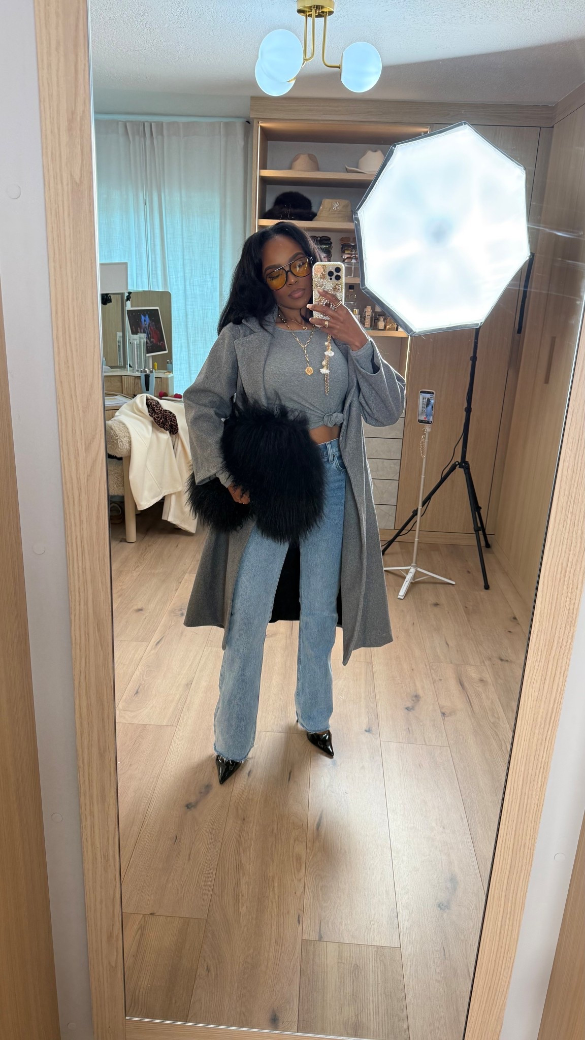 Elevated everyday layers — bringing together soft neutrals, denim texture, and a bold black statement accessory. This look mixes comfort and structure in the most effortless way.

This is the kind of outfit you can throw on for school drop-off, errands, lunch dates, or casual office days and still feel polished and put together.

📏 Sizing: top (small), coat (small), jeans (27 Long), heels (true to size), bag (one size)  
Height 5'4" · 138 lbs · 34D · 27" waist · 40" hips

Keywords: chic winter outfits, everyday denim look, long grey coat outfit inspiration, elevated casual style, modern neutral wardrobe pieces, Amazon outfit ideas, wearable winter fashion

Tap to get details.

Follow me on Instagram and YouTube @kirasfashionfinds