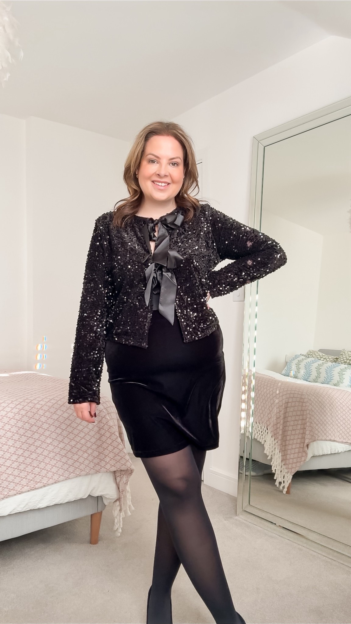 Sequin top, sequin cardigan, sequin bow cardigan, festive outfit, party outfit, Christmas party outfit 

#LTKmidsize #LTKfestive #LTKpartywear