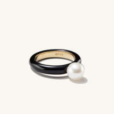 Contrast Pearl Ring - $75 | Mejuri (Global)