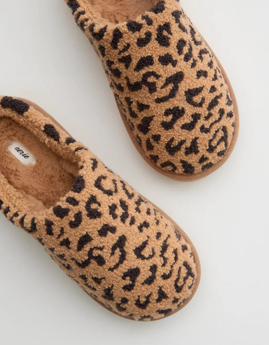 Aerie Sherpa Scuff Slippers | Aerie