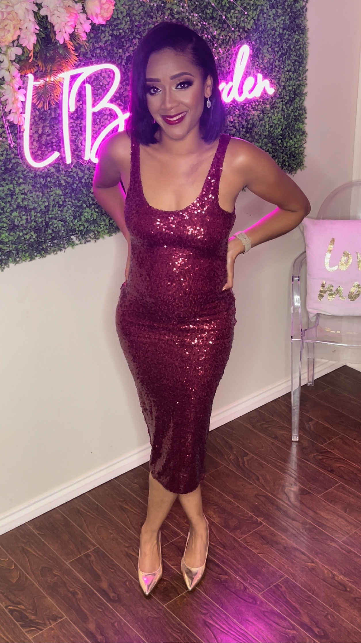 Old to me but new to you ❤️ #sequindress #burgundydress #christmasparty #holidayparty #festivewear #sequin #sequinmididress #mididress #partydress

#LTKHoliday #LTKSeasonal