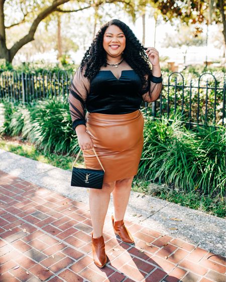 Plus Size Fall Outfit Ideas From Amazon

plus size fashion // plus size // curvy fashion // amazon fashion // amazon finds // amazon fashion finds // plus size outfit // fall outfits // fall fashion // fall outfit inspo

#LTKunder50 #LTKcurves #LTKstyletip