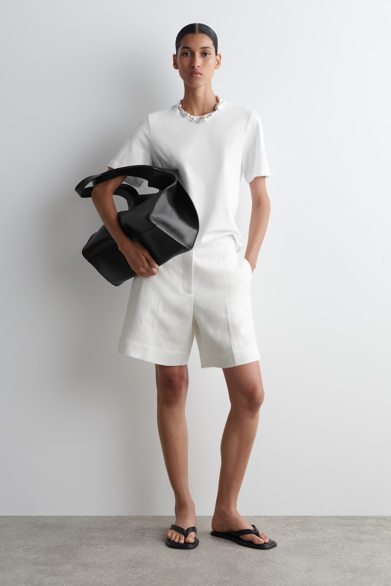 TAILORED ELASTICATED LINEN SHORTS - WHITE | COS | COS UK