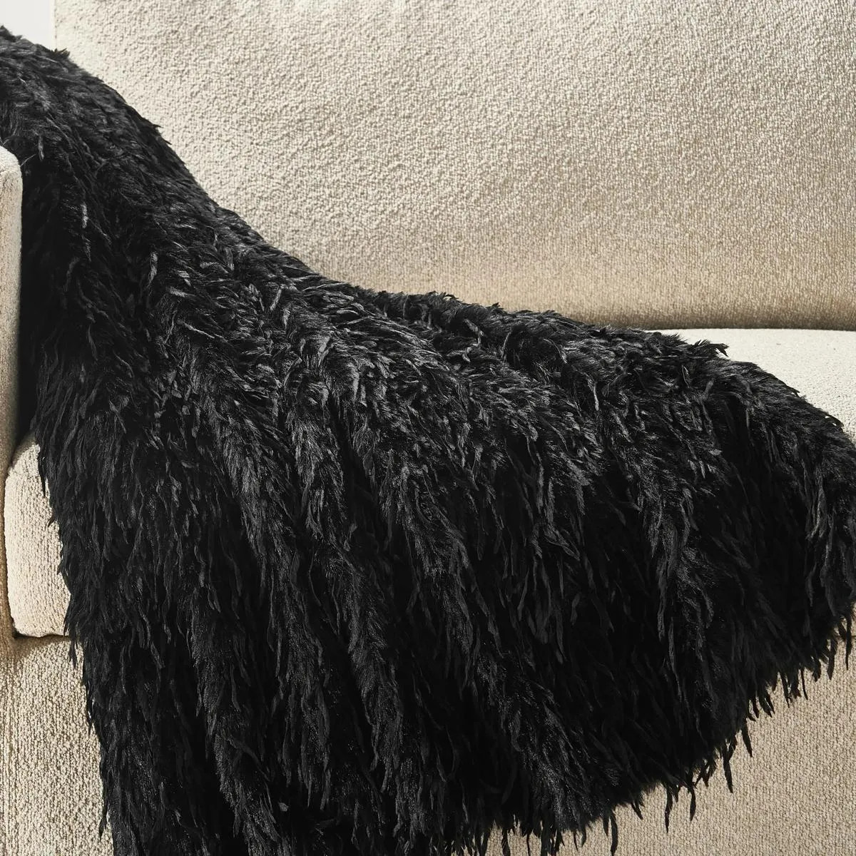 Pluma Faux Feather Throw 50" x 60" - Black | Z Gallerie