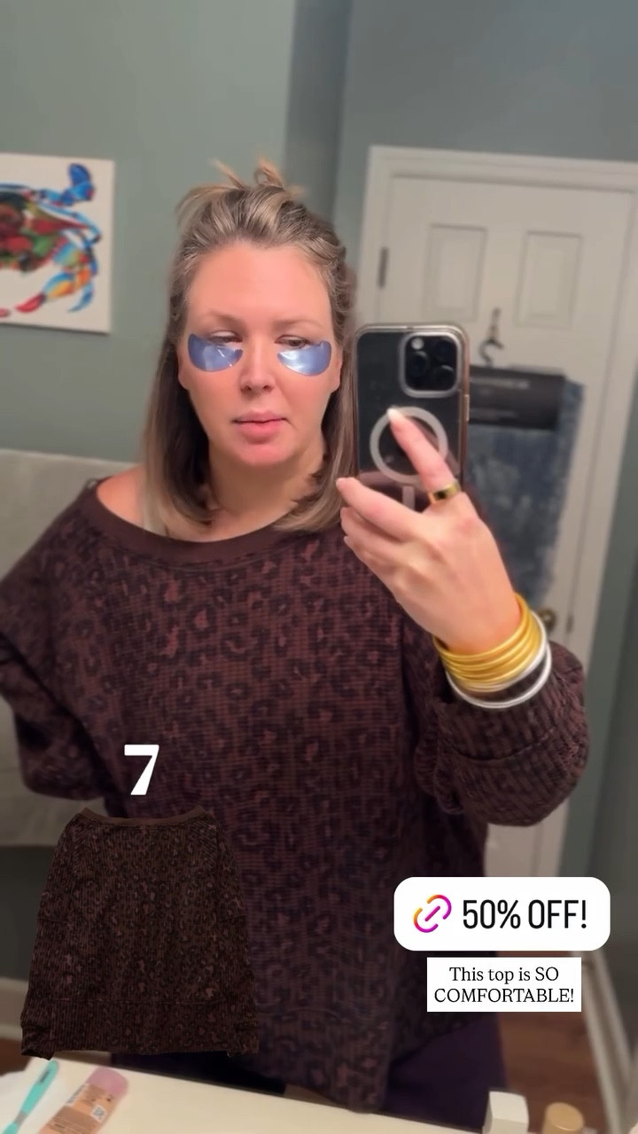 Wearing a XXL! This top is SO COMFORTABLE!

Plus size fashion, aerie finds, comfy casual, midsize fashion, ootd, trendy outfits

#LTKPlusSize #LTKMidsize #LTKOver40