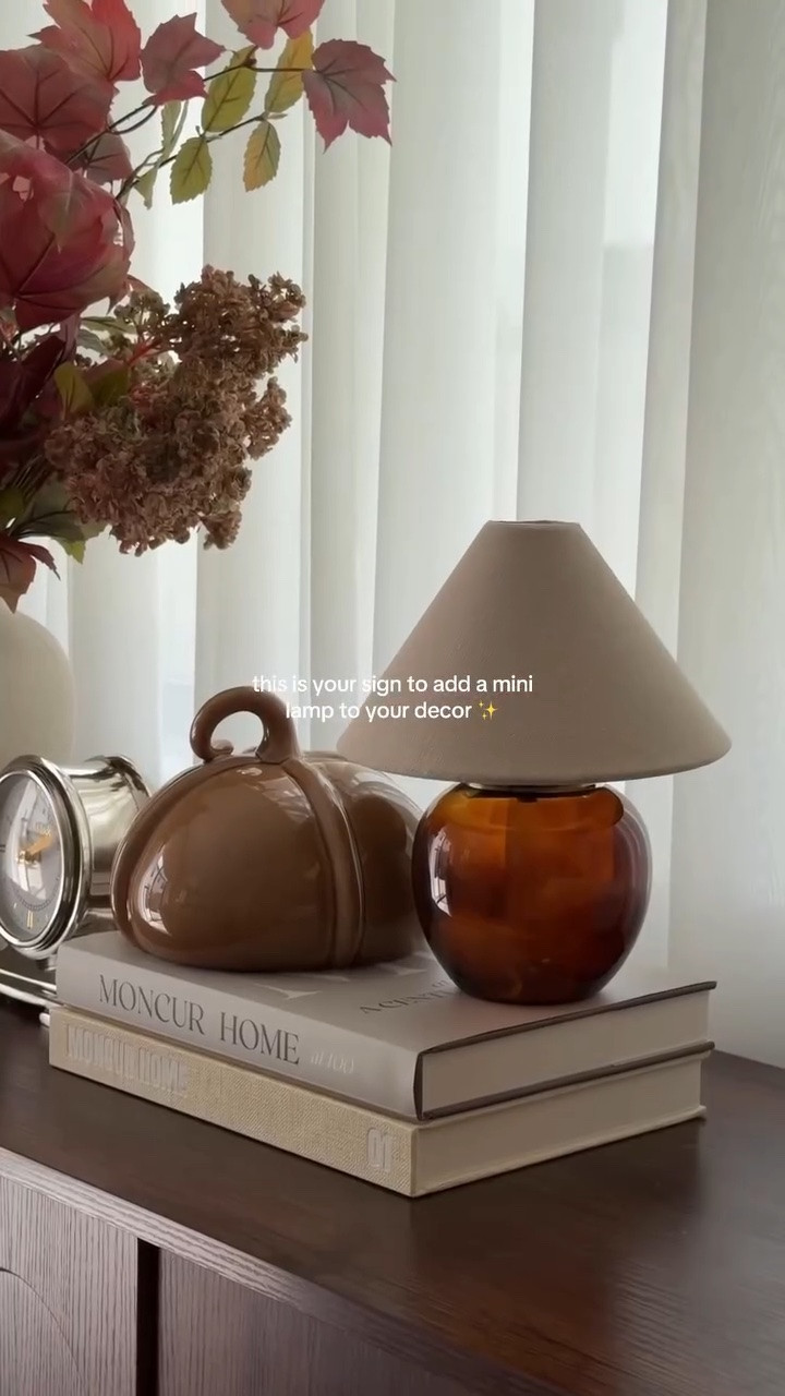 Obsessed 🥹✨ #minilamp #homedecor #homefinds #aesthetic #tablelamp