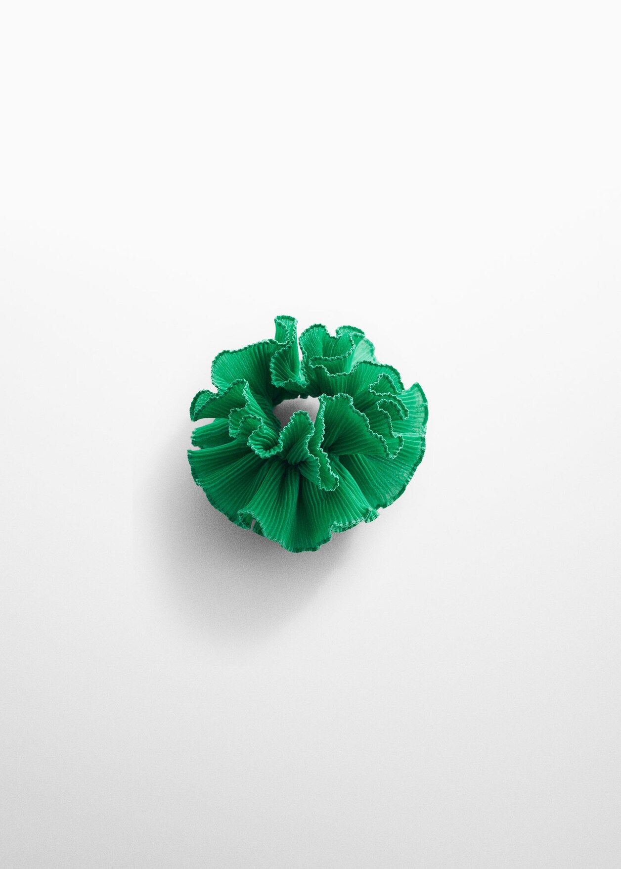 Maxi-flower scrunchie -  Women | Mango United Kingdom | MANGO (UK)