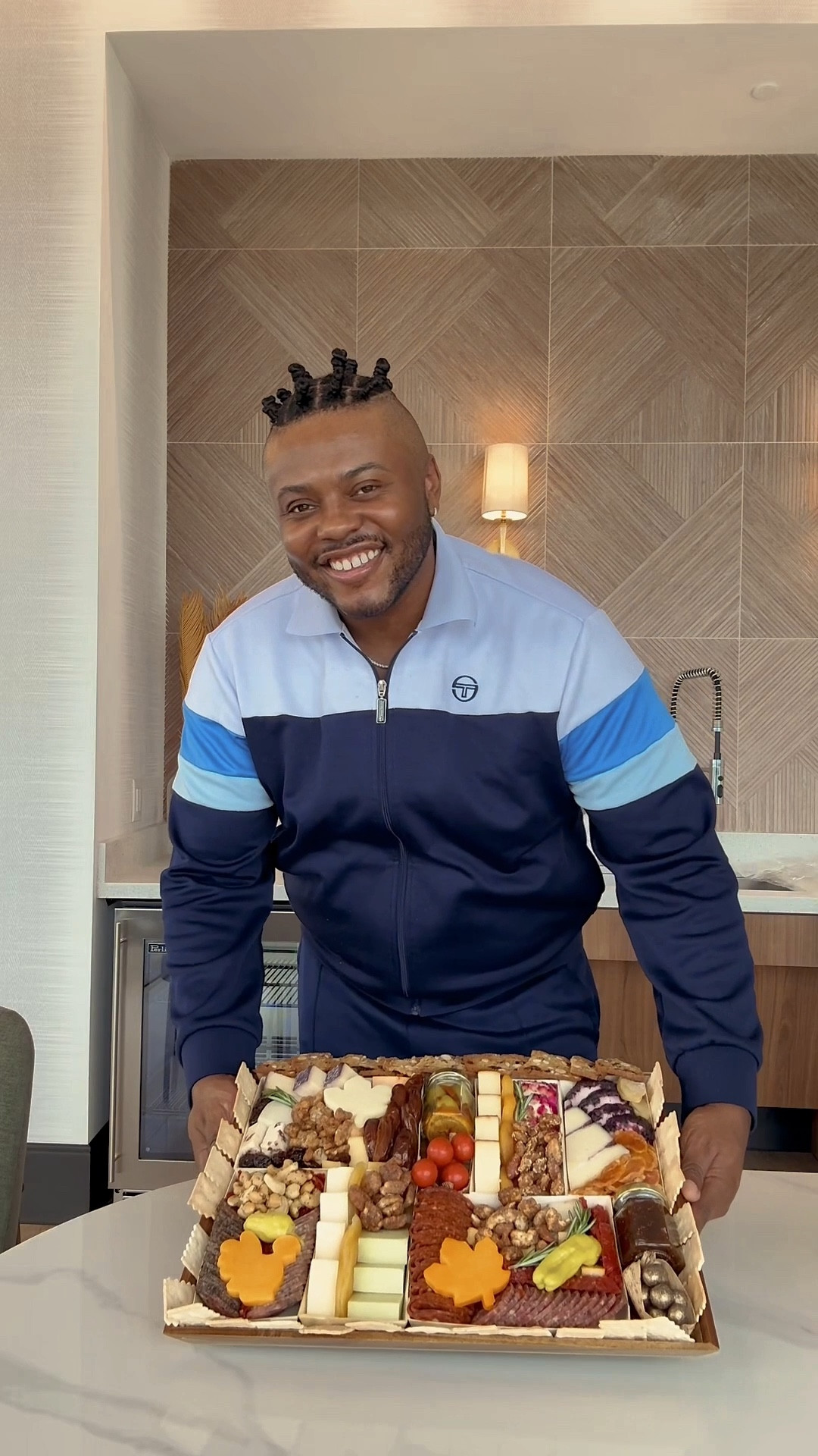 @Boarderie makes holiday hosting way too easy 😭
This is the Thanksgiving Classic Cheese & FALLcuterie Board — fully arranged, chilled, and ready to serve the second it arrives.
No grocery run, no prep, no cooking… just peel the plastic and instantly look like you did the most.
Perfect for Thanksgiving, Friendsgiving, fall birthdays, or any last-minute gathering where you want something impressive with zero stress. 🍁✨
#ad #Boarderie #BoarderiePartner #FALLcuterie

#LTKParties #LTKHoliday #LTKGiftGuide