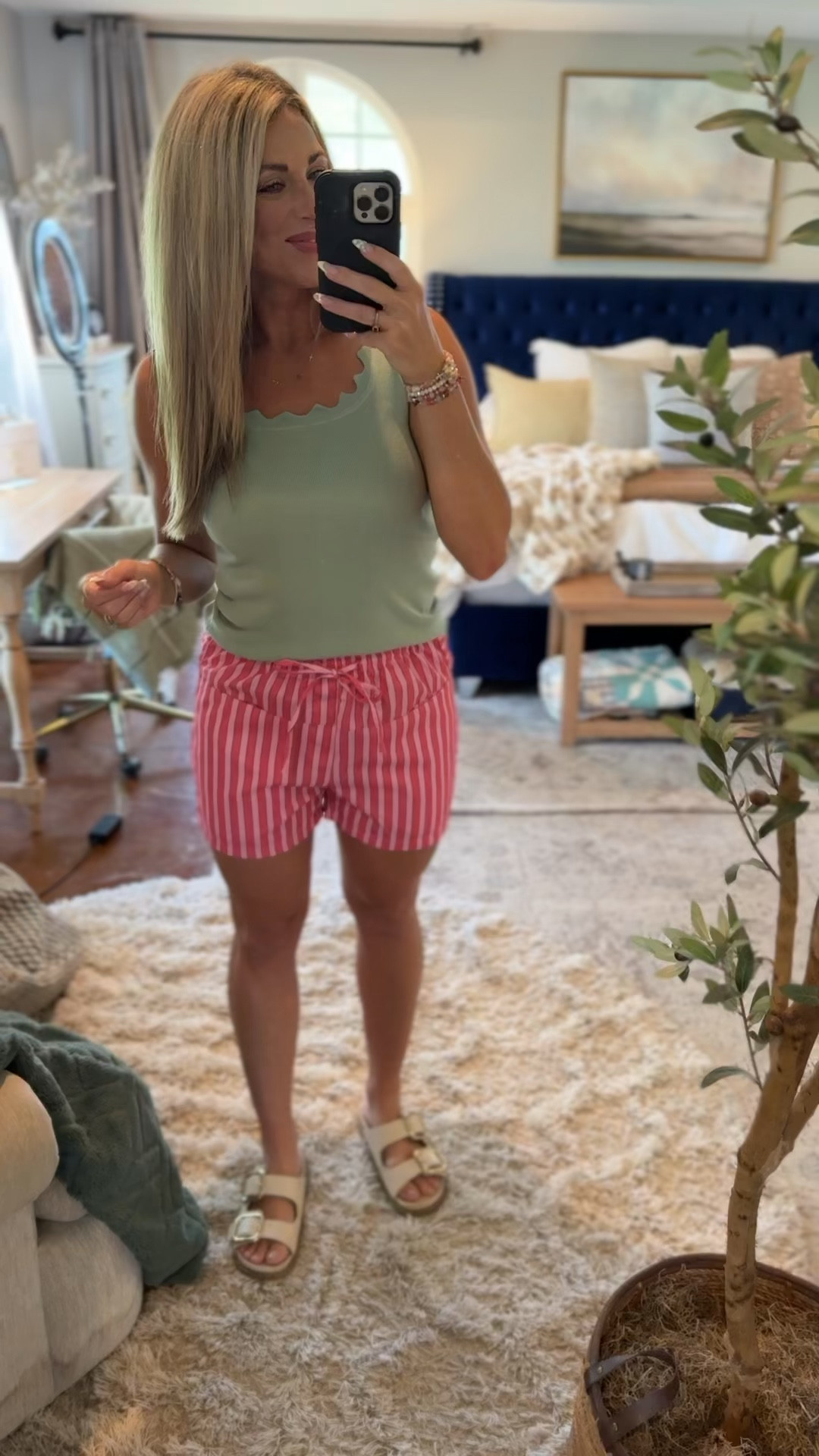 Loving this color combo on this fun casual spring outfit!
Spring outfits 2026 

#LTKootd #LTKmomlife #LTKgrwm