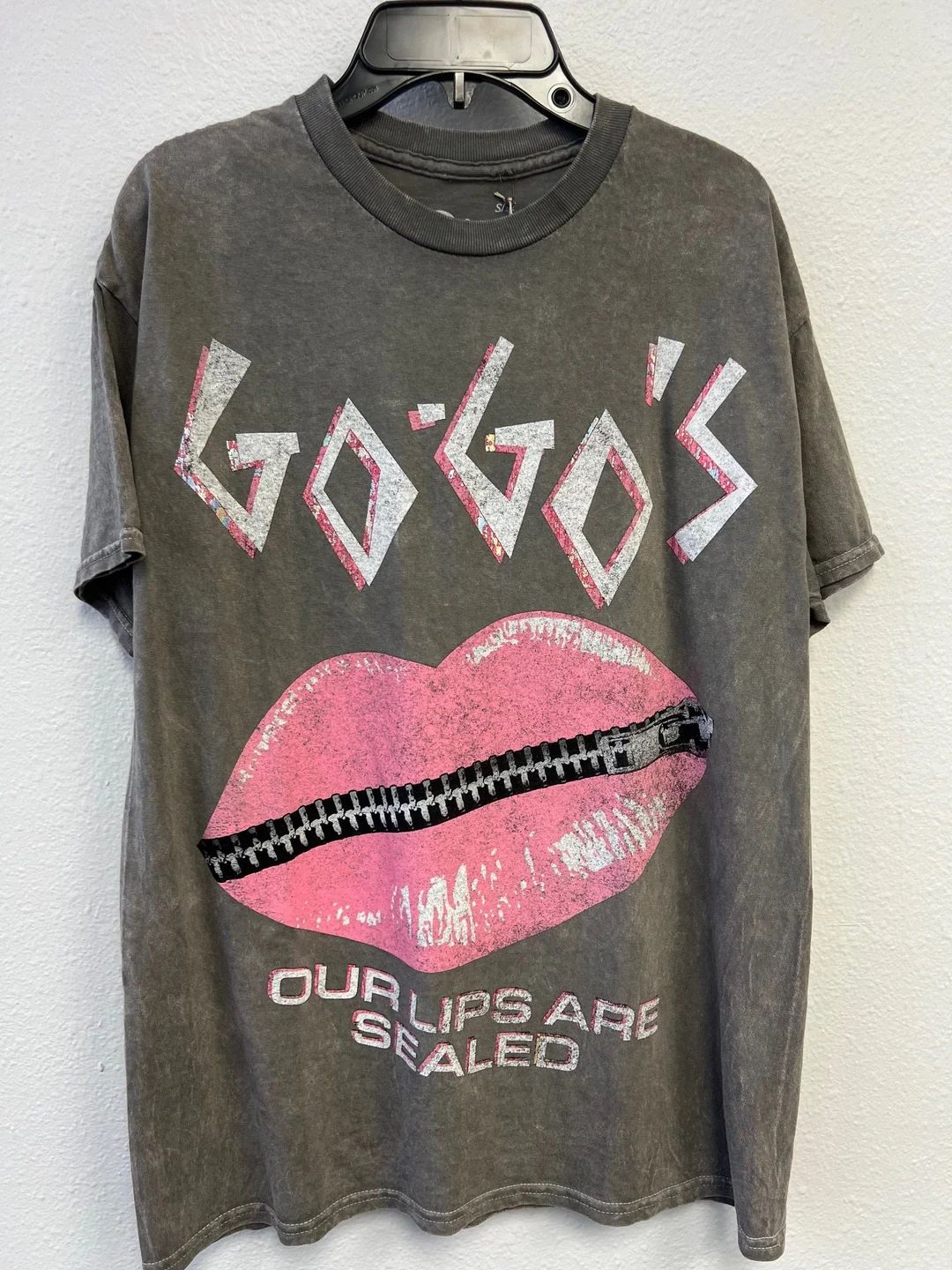 GO Go's Our Lips Unisex Tee W/ Foil Accents Our Lips Are Sealed, We Got the Beat, Vacation, Femal... | Etsy (US)