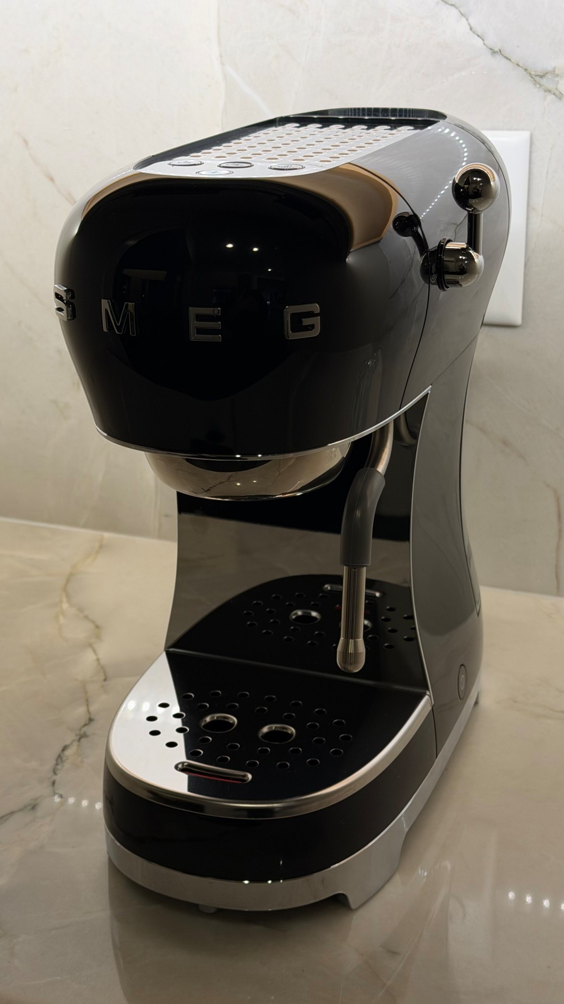 Great Christmas gift idea for that cappuccino lover!!! #Coffee #Cappuccino #Appliances #ChristmasGiftIdea 

#LTKGiftGuide #LTKCyberWeek #LTKHoliday