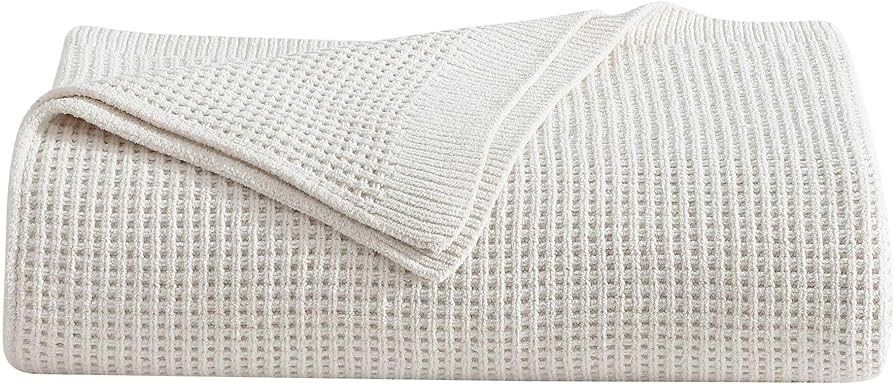 Vera Wang - Queen Blanket, Luxurious Chenille Bedding, Soft Home Decor with Waffle Weave (Waffle ... | Amazon (US)