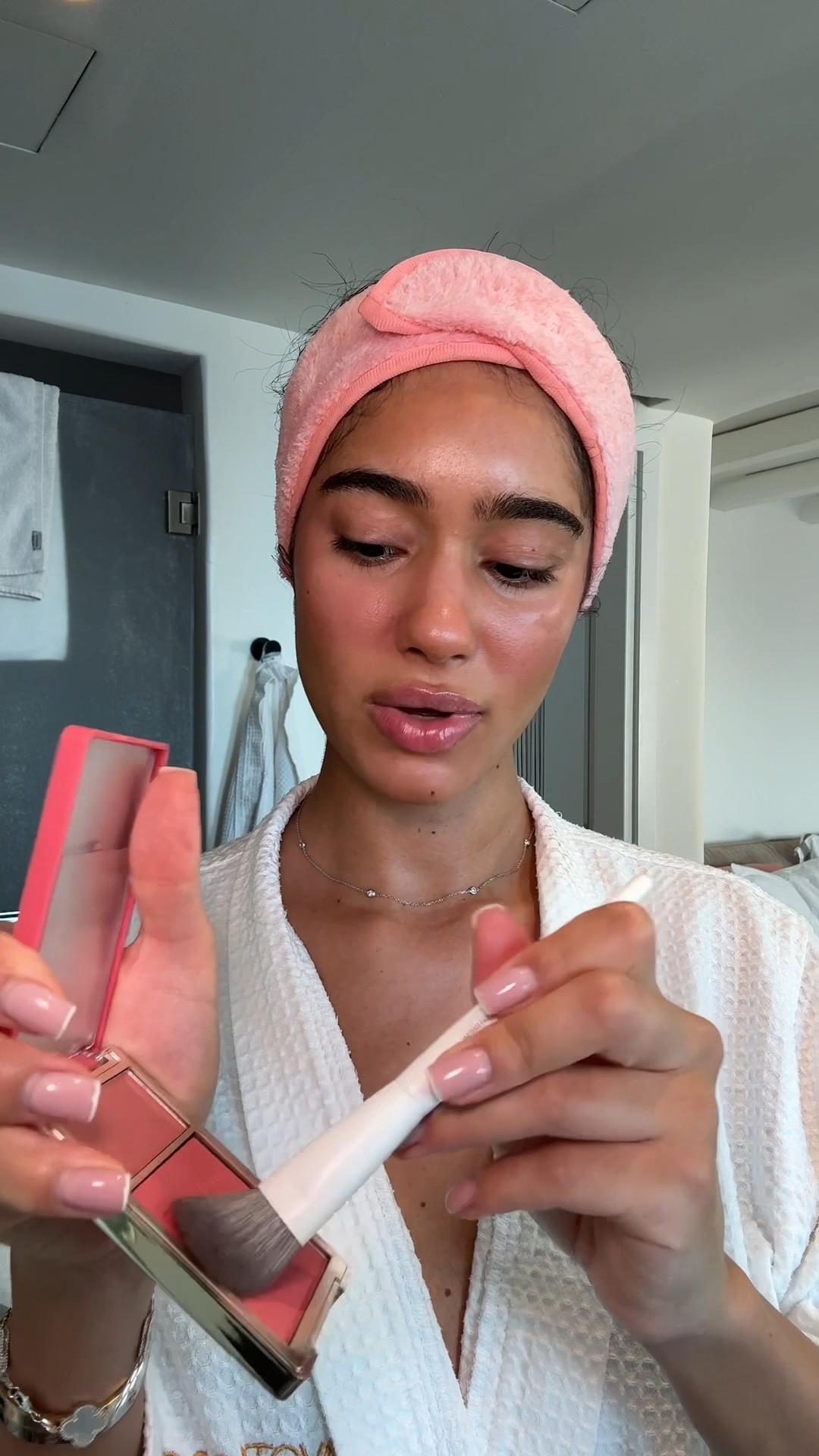 My glowy dinner makeup in Santorini ✨

#LTKBeauty #LTKHoliday #LTKTravel