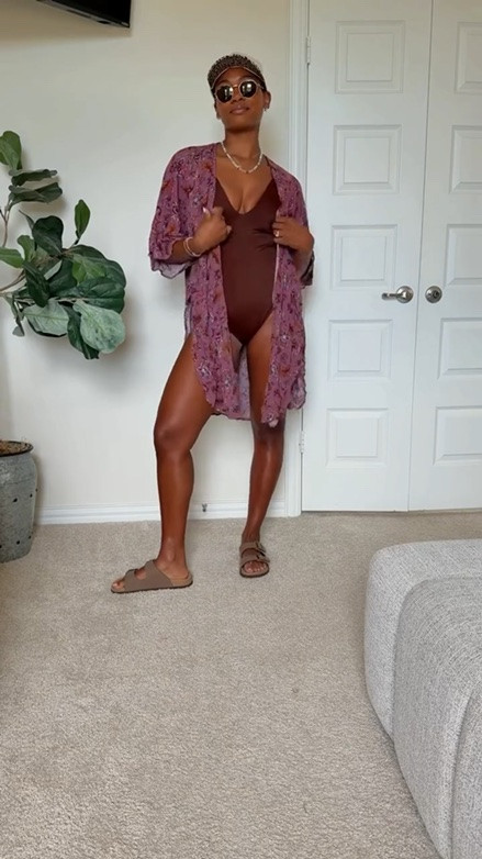 From Sofia collection! One of my favorites!

If you like comment shop and you will receive a direct link!
https://liketk.it/6eurC

#walmart #walmartpartner #sofiavergara #yestowalmart #bathingsuit