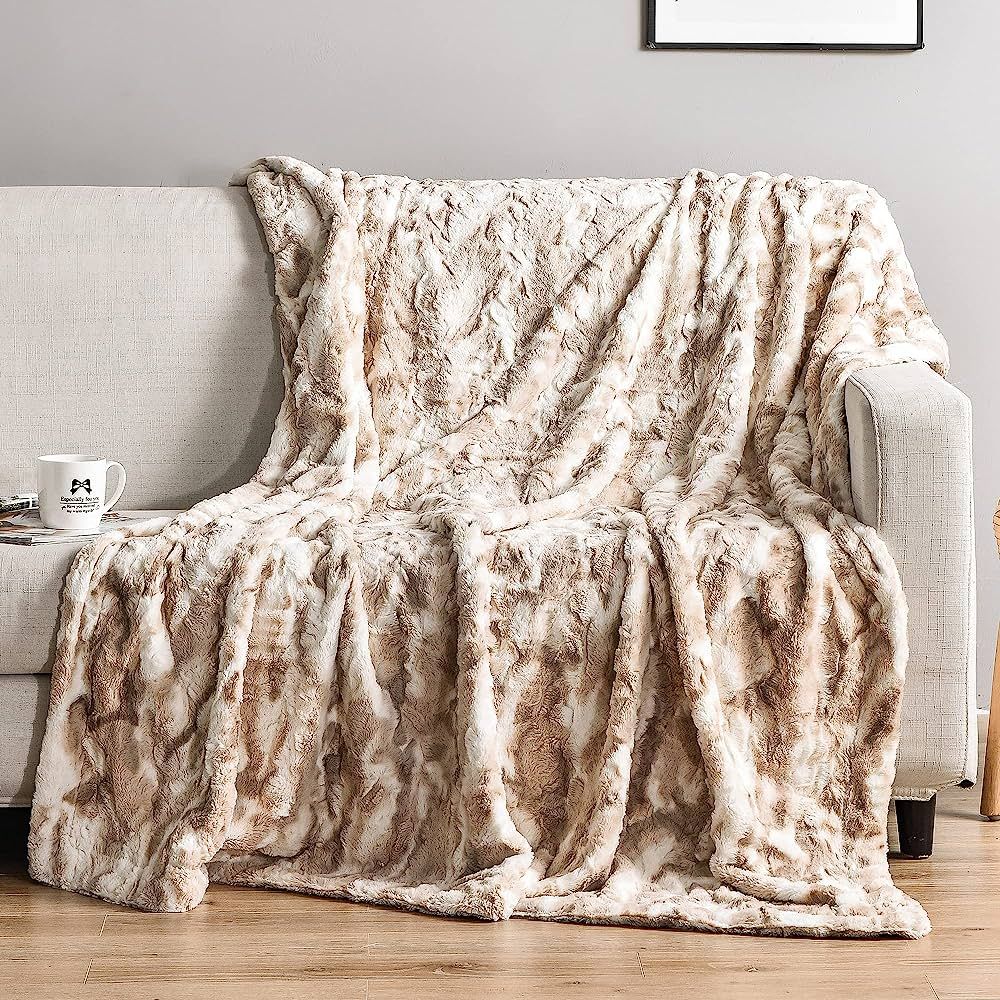 Soft Throw Blanket, 50" x 60" Luxurious Warm Thick Fall Throw Blanket, Elegant Cozy Faux Fur Thro... | Amazon (US)
