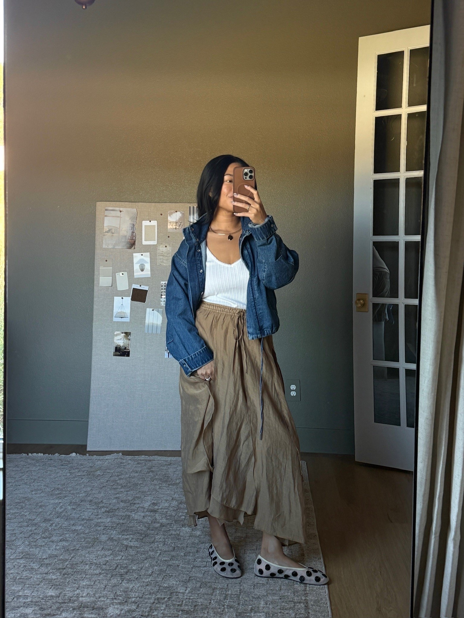 I’ve been loving adding a pop of pattern to my outfits and these mesh Zara flats are sooooo good! 

Height: 5’2”
Jacket: small 
Skirt: small 
Tank: small 

#fallfashion #fallstyle #momoutfit, Zara fashion finds, madewell fall, fall fashion finds

#LTKSeasonal #LTKootd