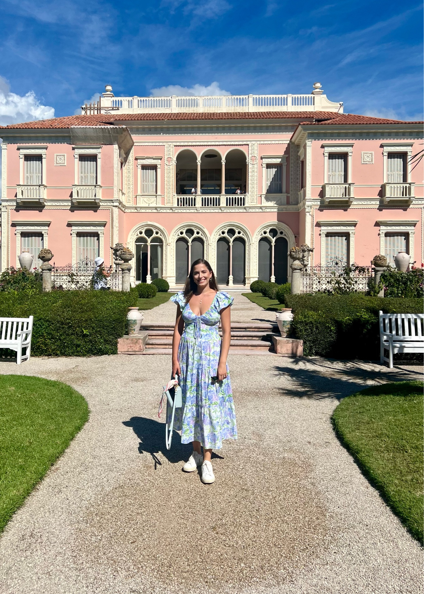 When you bump into a fellow @hillhouse girlie in France and u both gush over each other’s dresses ☺️ at this pretty pink palace 

Hill house, nap dress, hydrangea, maxi skirt, midi skirt, matching set, skirt set, veja, white leather sneakers, south of France, France vacay, French vacation, summer vacay, summer vacation, box bag

#LTKStyleTip #LTKTravel #LTKSeasonal