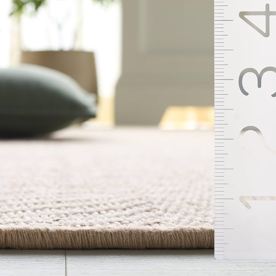 SAFAVIEH Area Rug 5x8 - Palm Beach Collection - Natural & Ivory, Sisal & Wool, Ideal for Living R... | Amazon (US)
