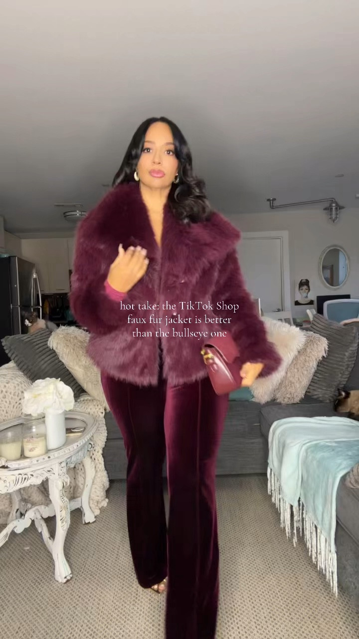 Holiday Party Outfit featuring this amazing faux fur jacket ❤️

Sizing ⬇️

5’3 • 155 lbs
Size 8 / Medium
Bust: 34DDD
Waist: 28”
Hips: 43”
Wearing Size Medium in the bodysuit and pants and Large in the jacket 

Bodysuit from Yitty 

holiday party outfits, monochromatic outfit, burgundy outfit, faux fur coat, winter coat, velvet pants 

#LTKHoliday #LTKStyleTip #LTKFindsUnder50