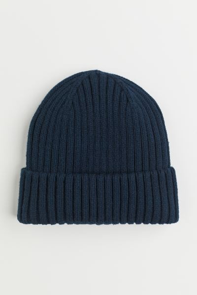 Rib-knit hat | H&M (UK, MY, IN, SG, PH, TW, HK)