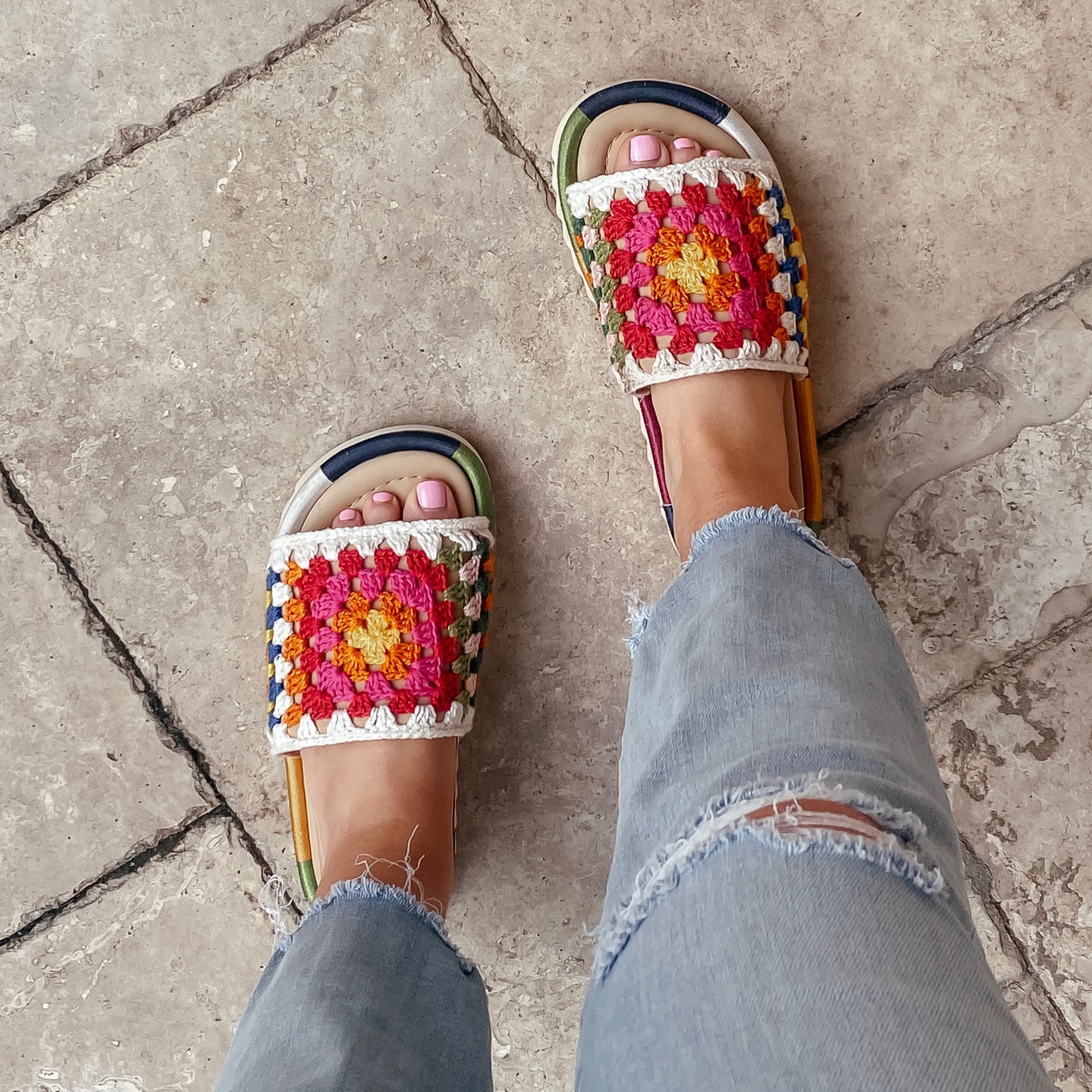 Crochet Sandals

Farm Rio, sale, slides, summer, spring, colorful, contemporary

#LTKsalealert #LTKtravel #LTKshoecrush