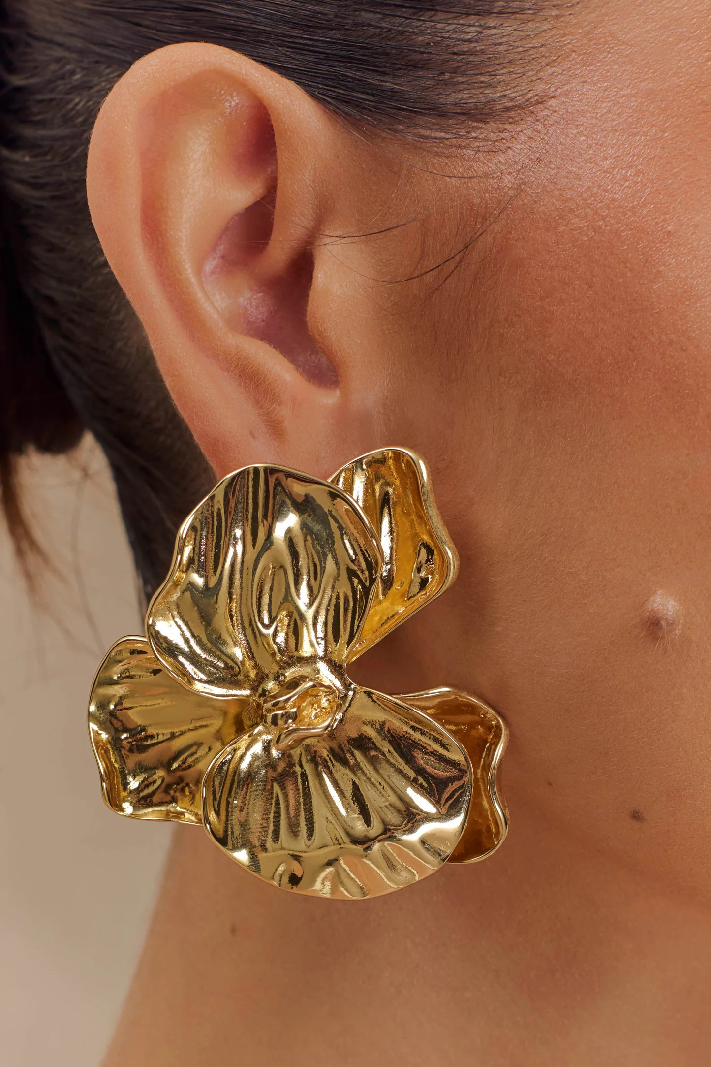 Linnie Orchid Earring - Gold | Meshki (APAC)