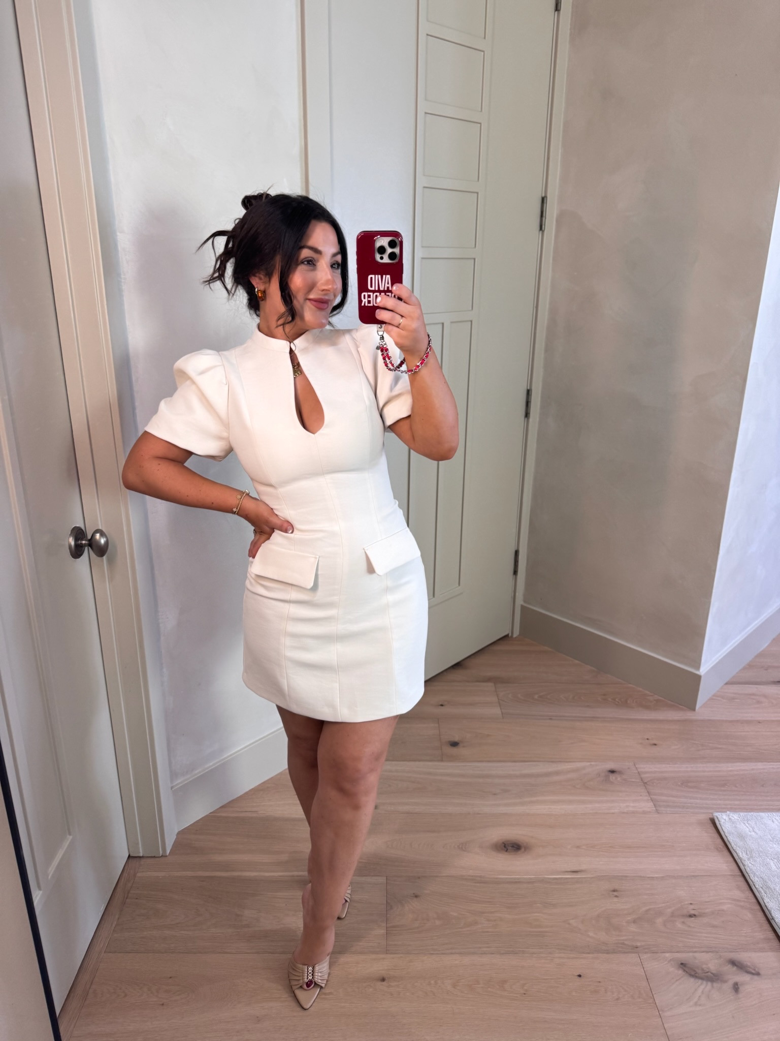 Gorgeous white dress! Love the V neckline and balloon sleeves! 

Perfect for brides, bachelorette, Vegas, concerts! 

Size s
5’0” 140lbs

#LTKTravel #LTKPetite #LTKWedding