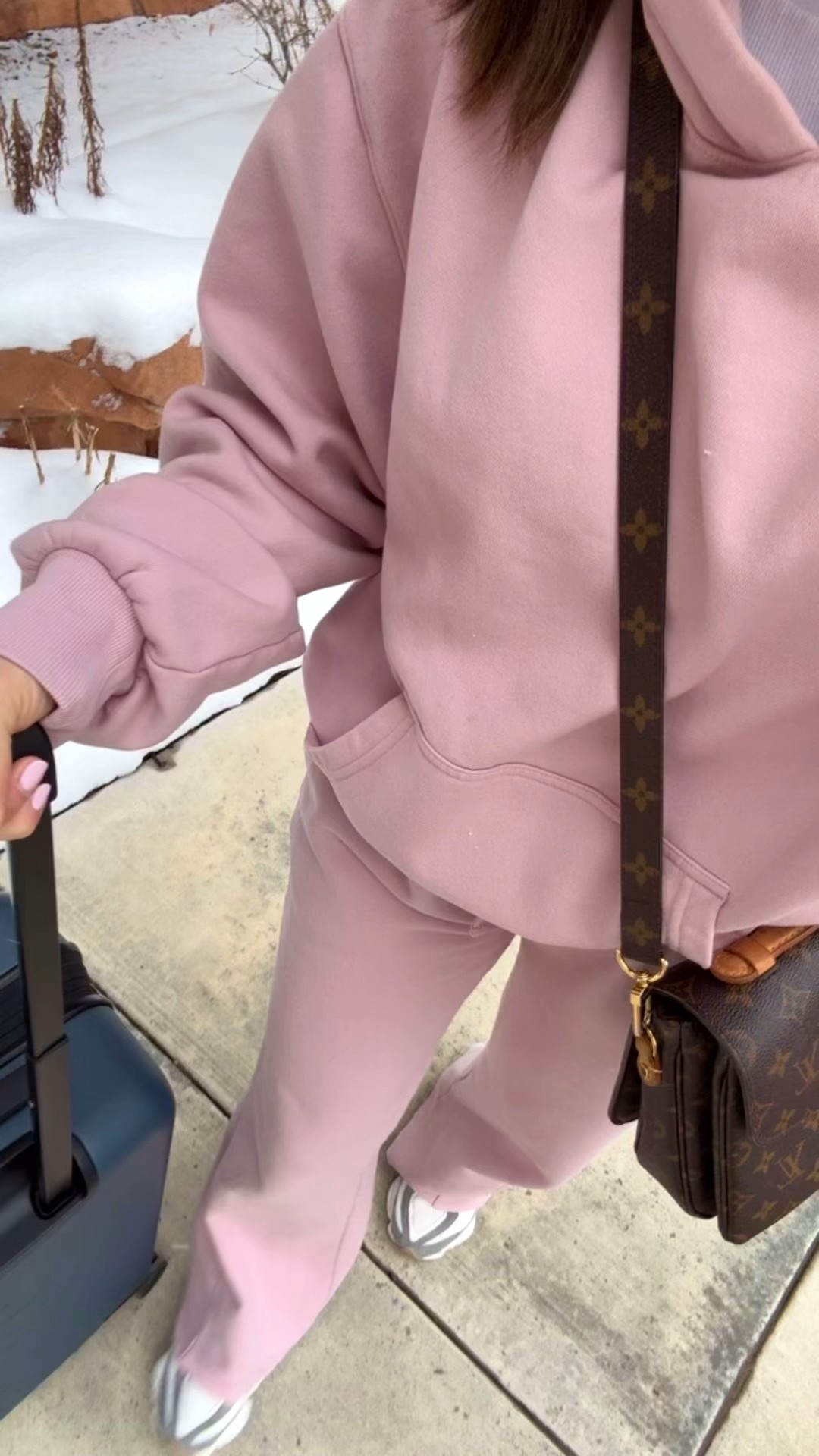 Travel home style. 
XS pants 
S hoodie 

#LTKootd #LTKTravel #LTKSeasonal