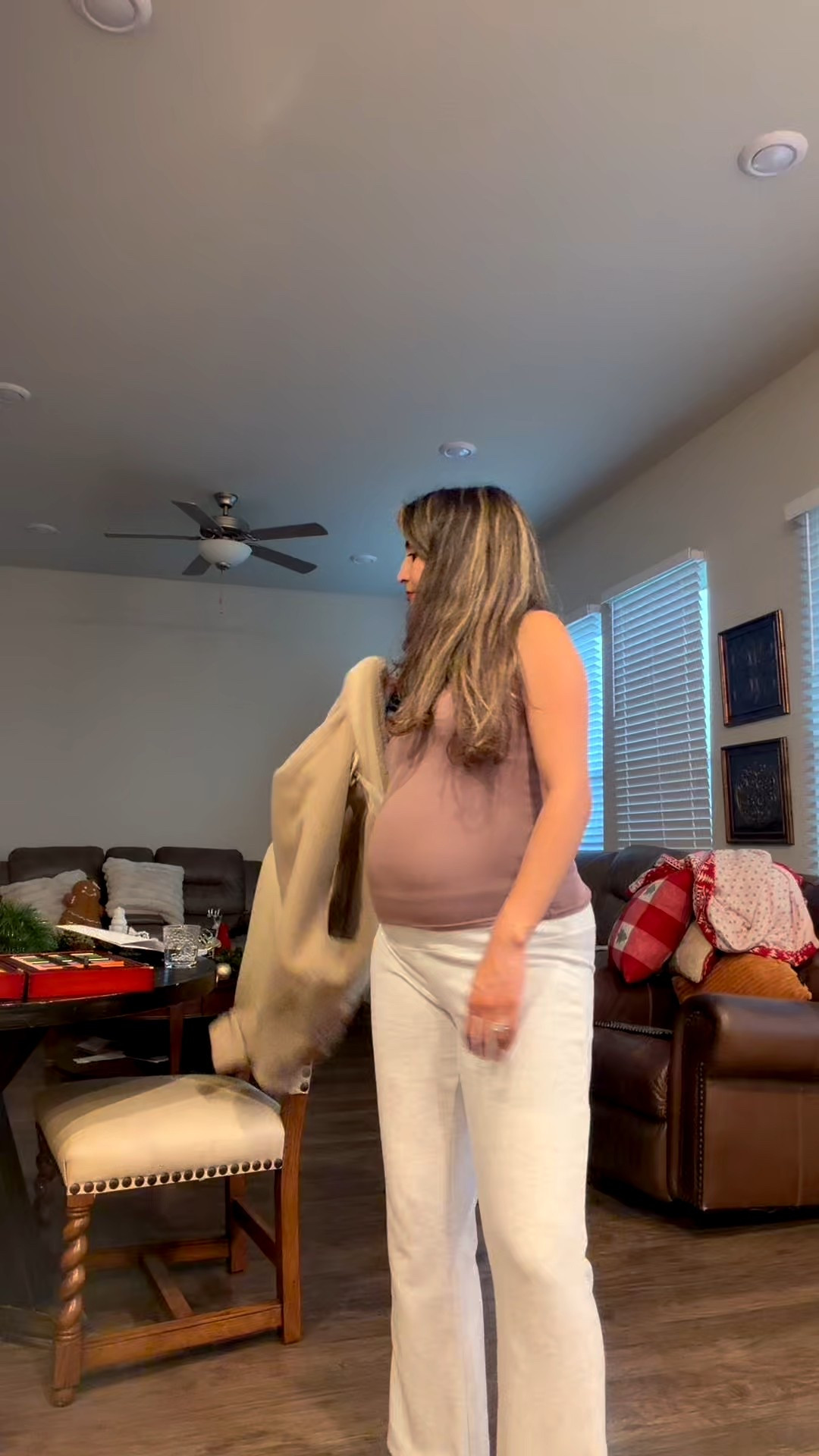 Linked my Magnolia jacket for you all below I’m actually wearing a size medium it does run long on the sleeves. It’s a cute neutral winter jacket.

#LTKdayinmylife #LTKFindsUnder100 #LTKActive